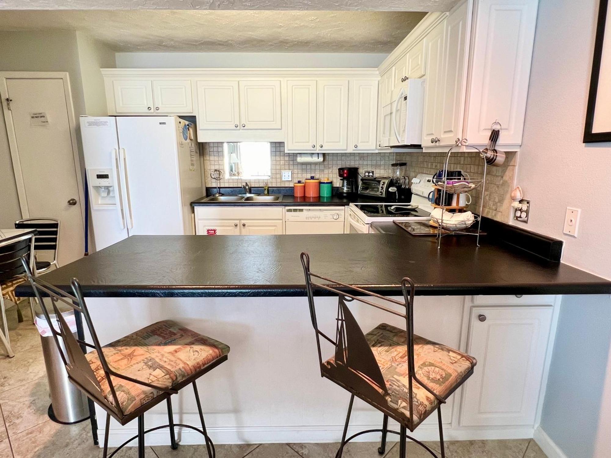 Beachfront Aqua 403! Free Activities Included! * Fort Walton Beach