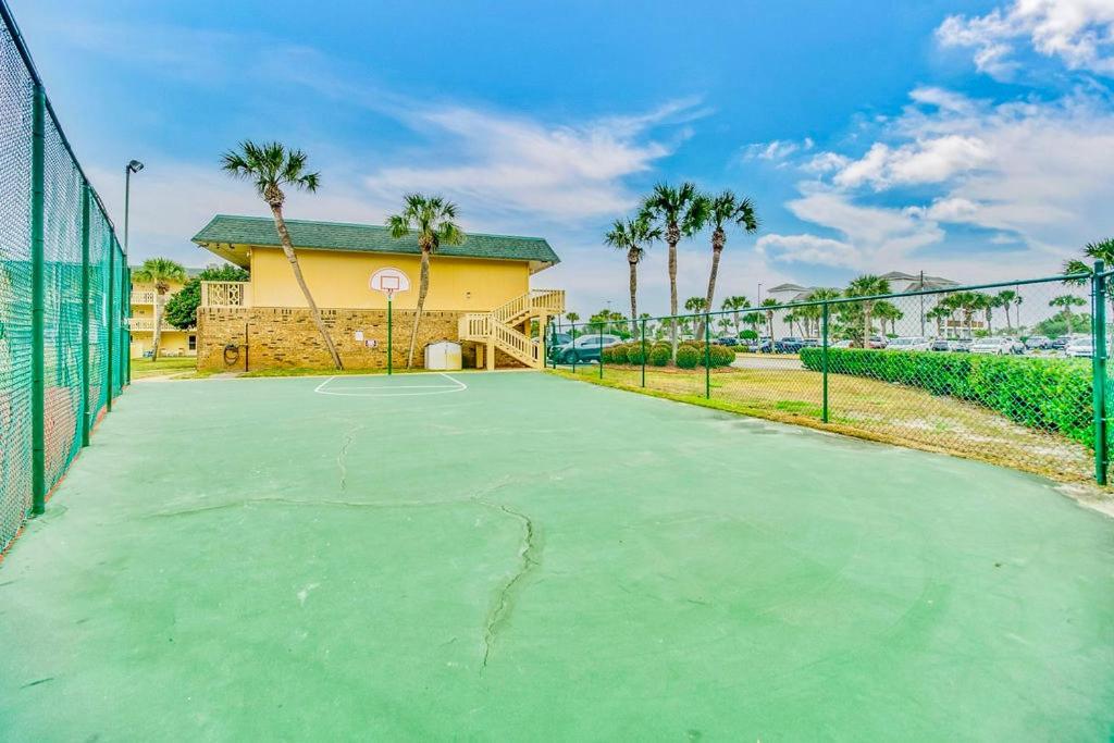Adorable, Turtles Nest 115, Free Activities Included! Apartment *