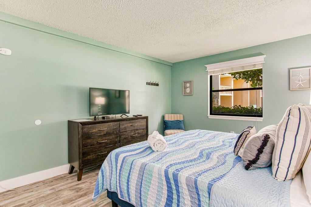 Adorable, Turtles Nest 115, Free Activities Included! Apartment