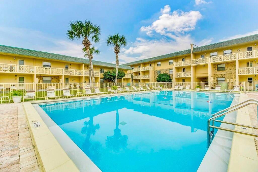 Apartment Adorable, Turtles Nest 115, Free Activities Included!
