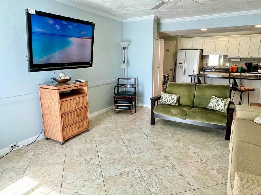 Holiday home Beachfront Aqua 403! Free Activities Included! *