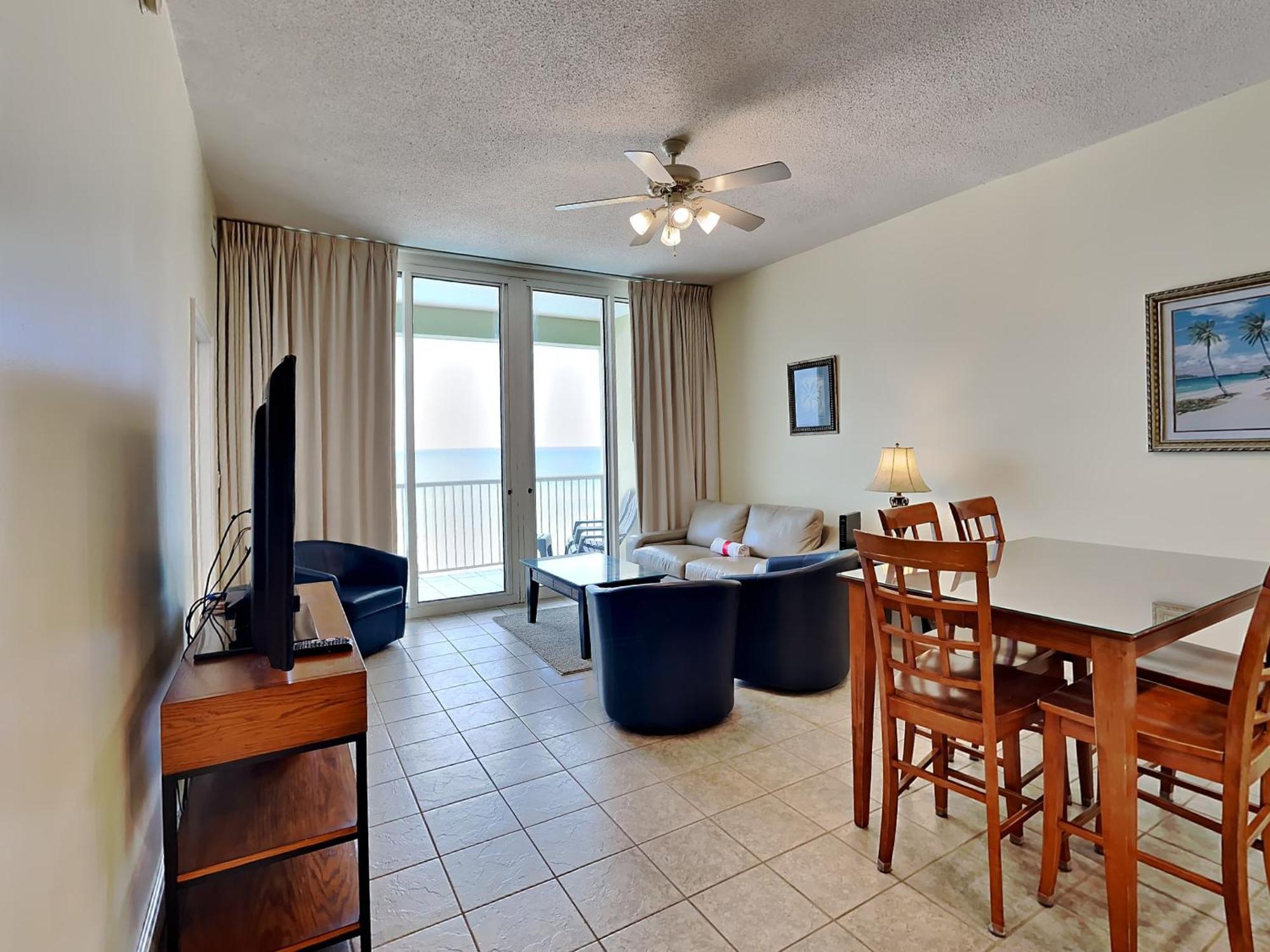 Apartment Amazing In Walton With Heated Swimming Pool, Outdoor Swimming Pool And 3 Bedrooms