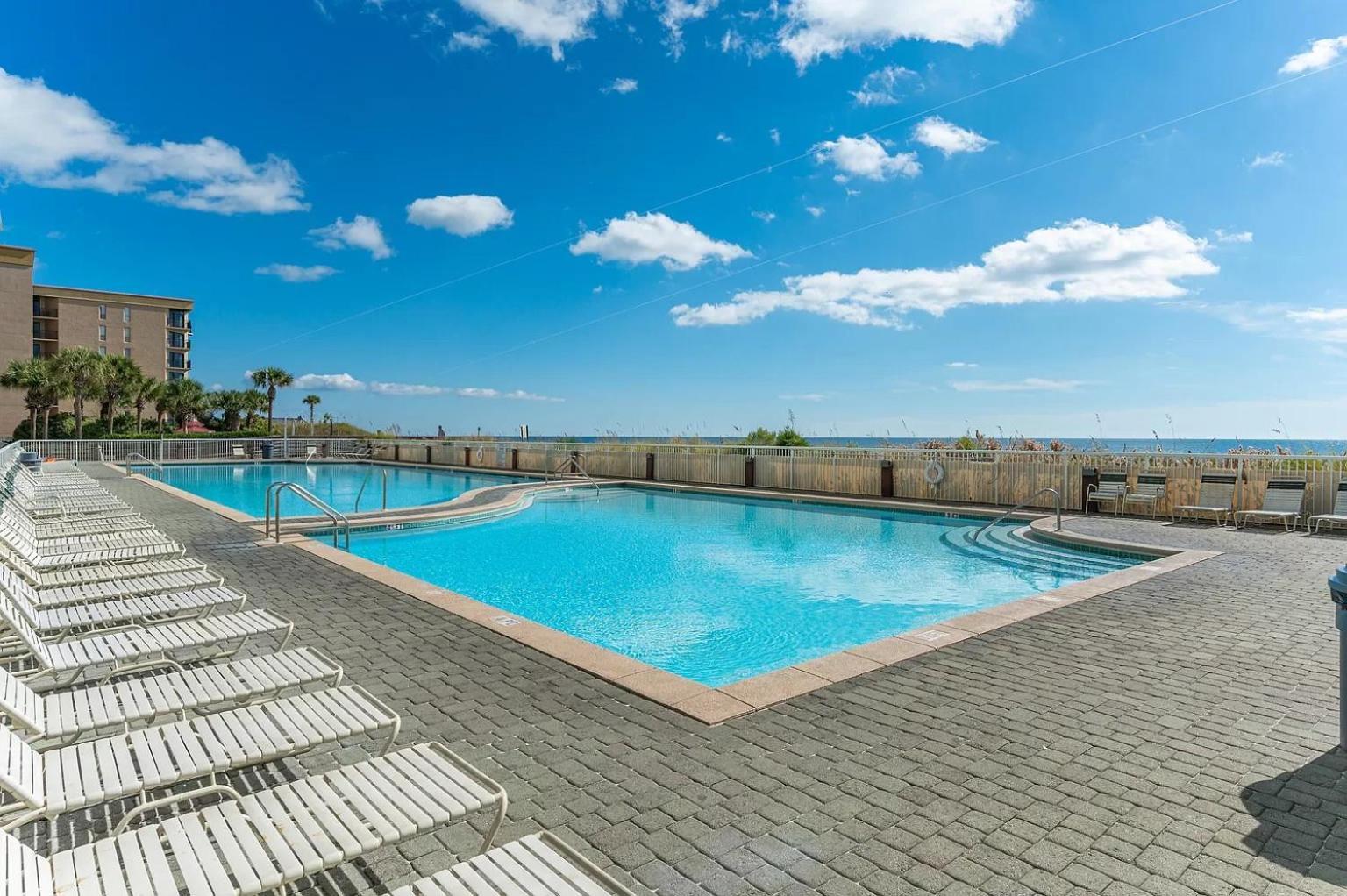 Beautiful Front, Okaloosa Dreamin 404! Free Activities Included! Apartment
