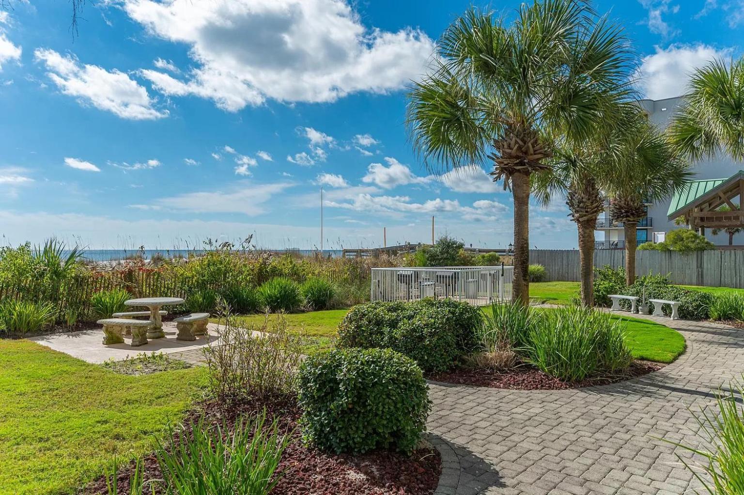 Apartment Beautiful Front, Okaloosa Dreamin 404! Free Activities Included! *