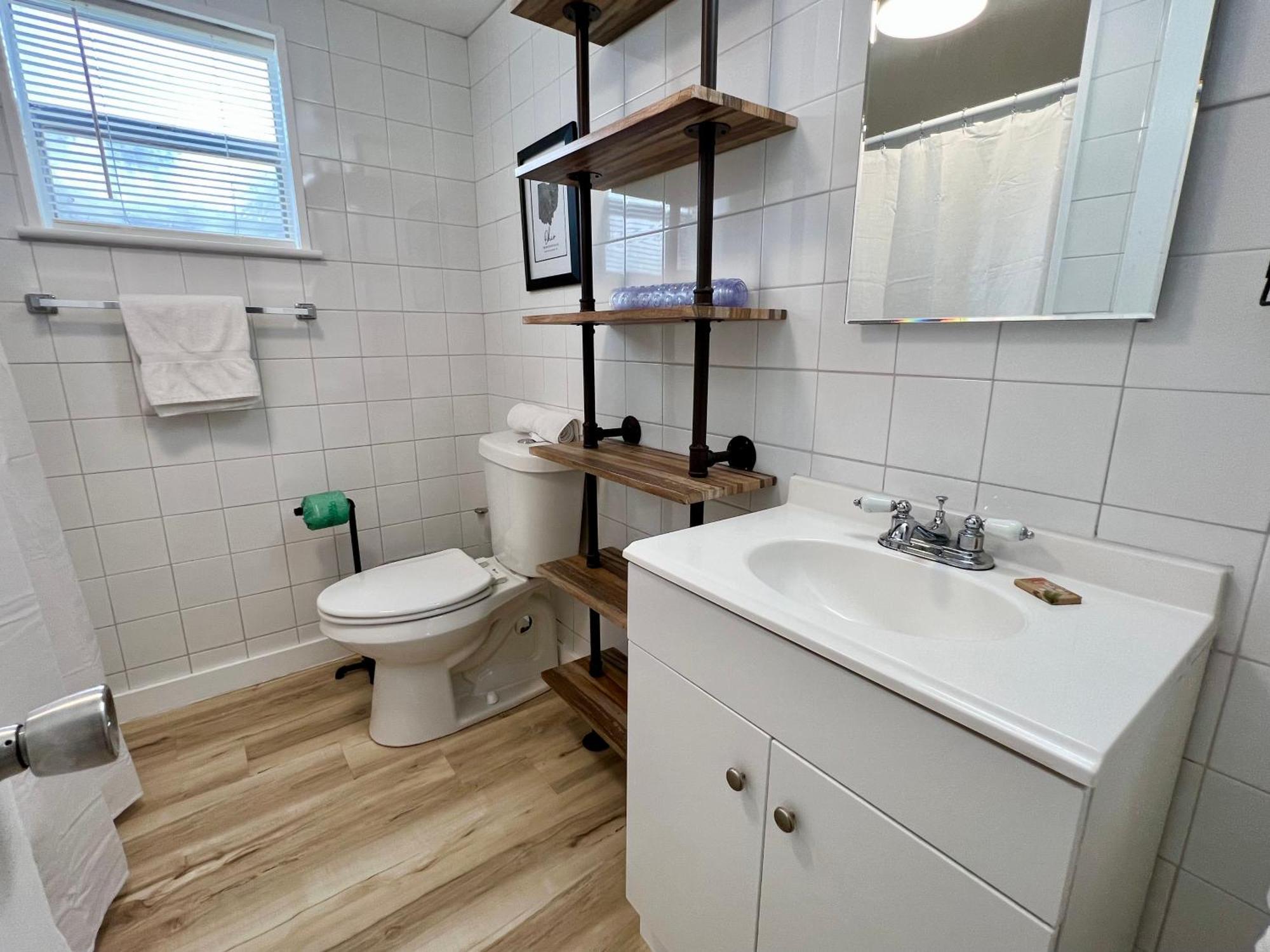 Holiday home New! Walk 6! Dog Friendly, Free Activities Included!