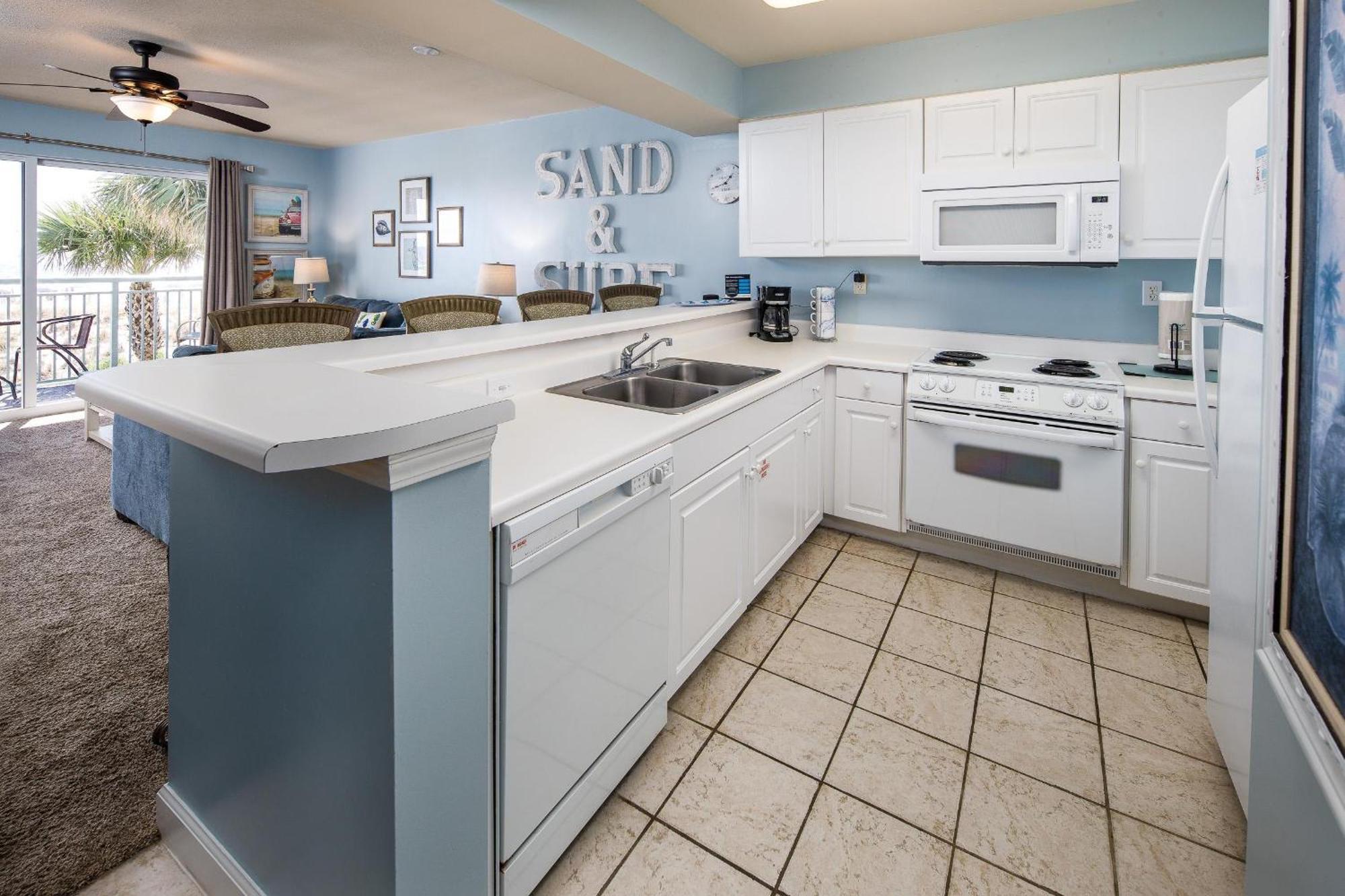 Pelican Isle 107 Apartment