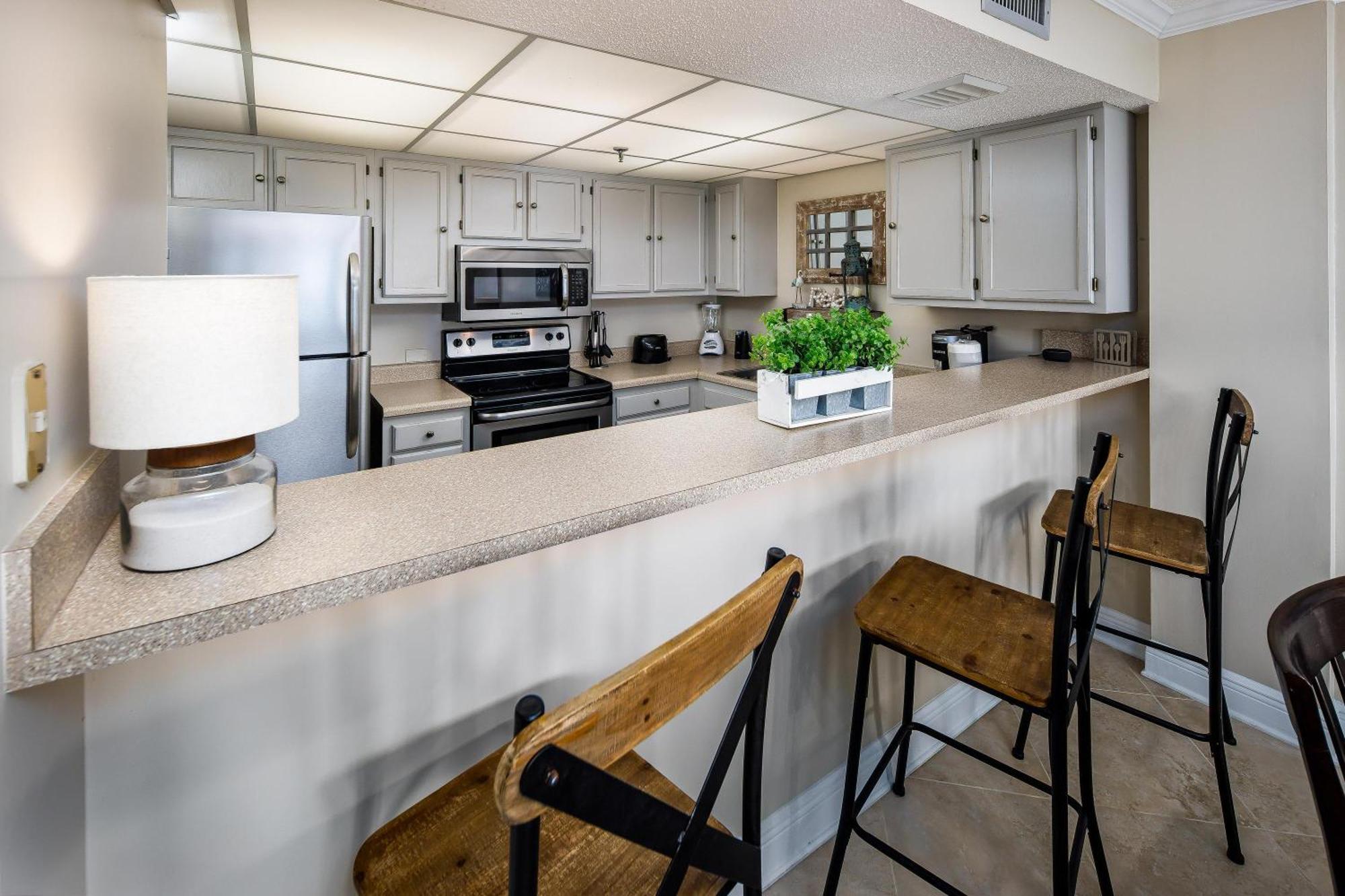 Gulfside 302 Apartment