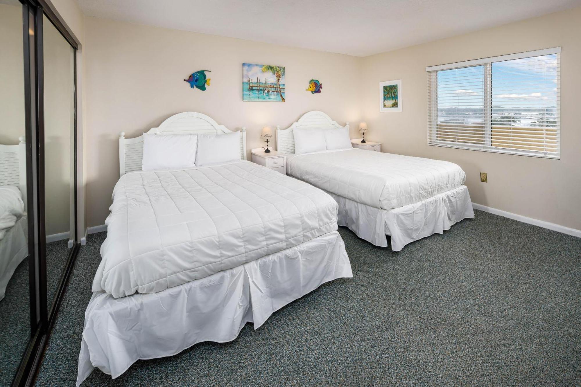 Surf Dweller 709 - Tidal Treasures Apartment
