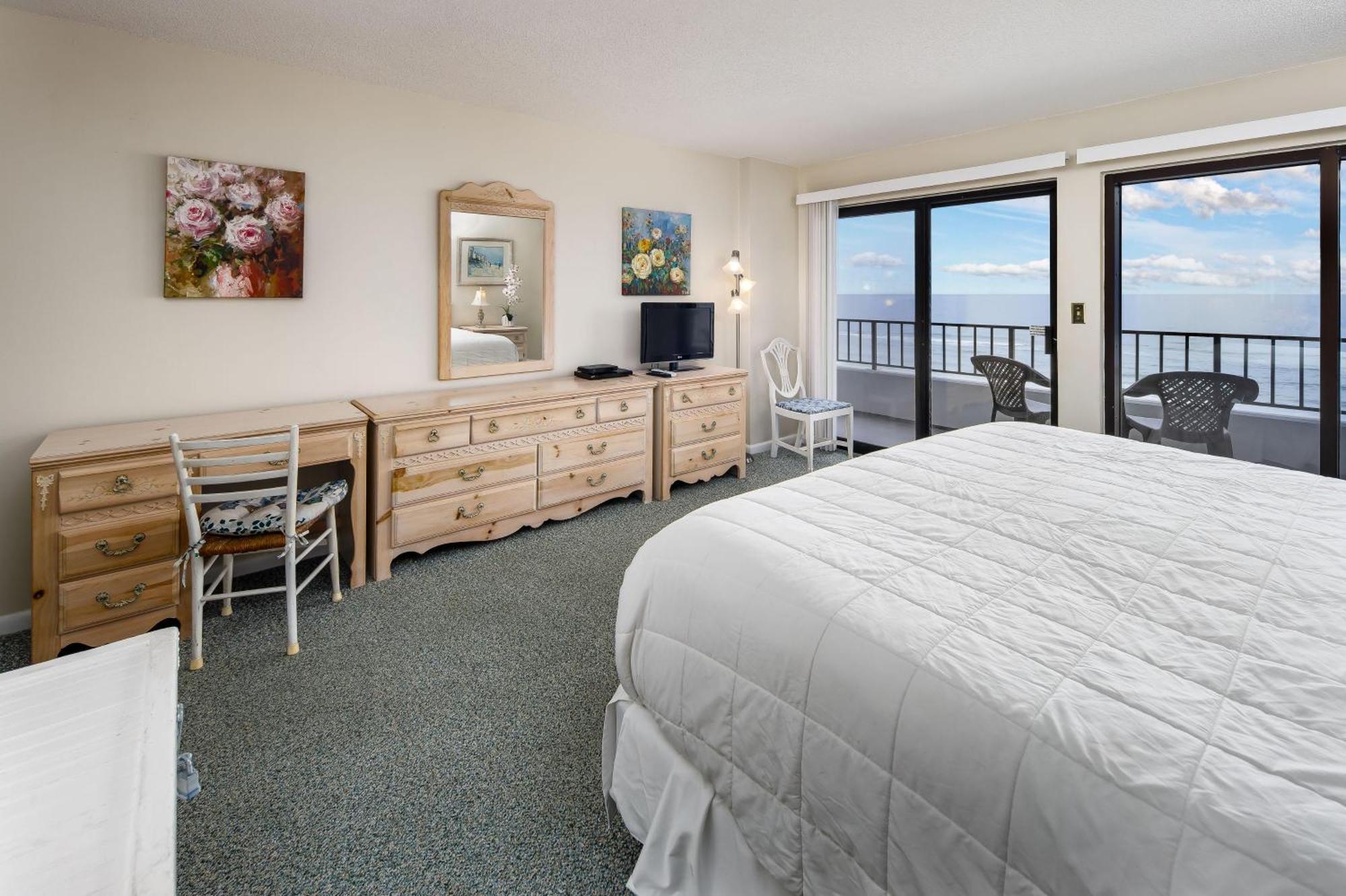 Apartment Surf Dweller 709 - Tidal Treasures