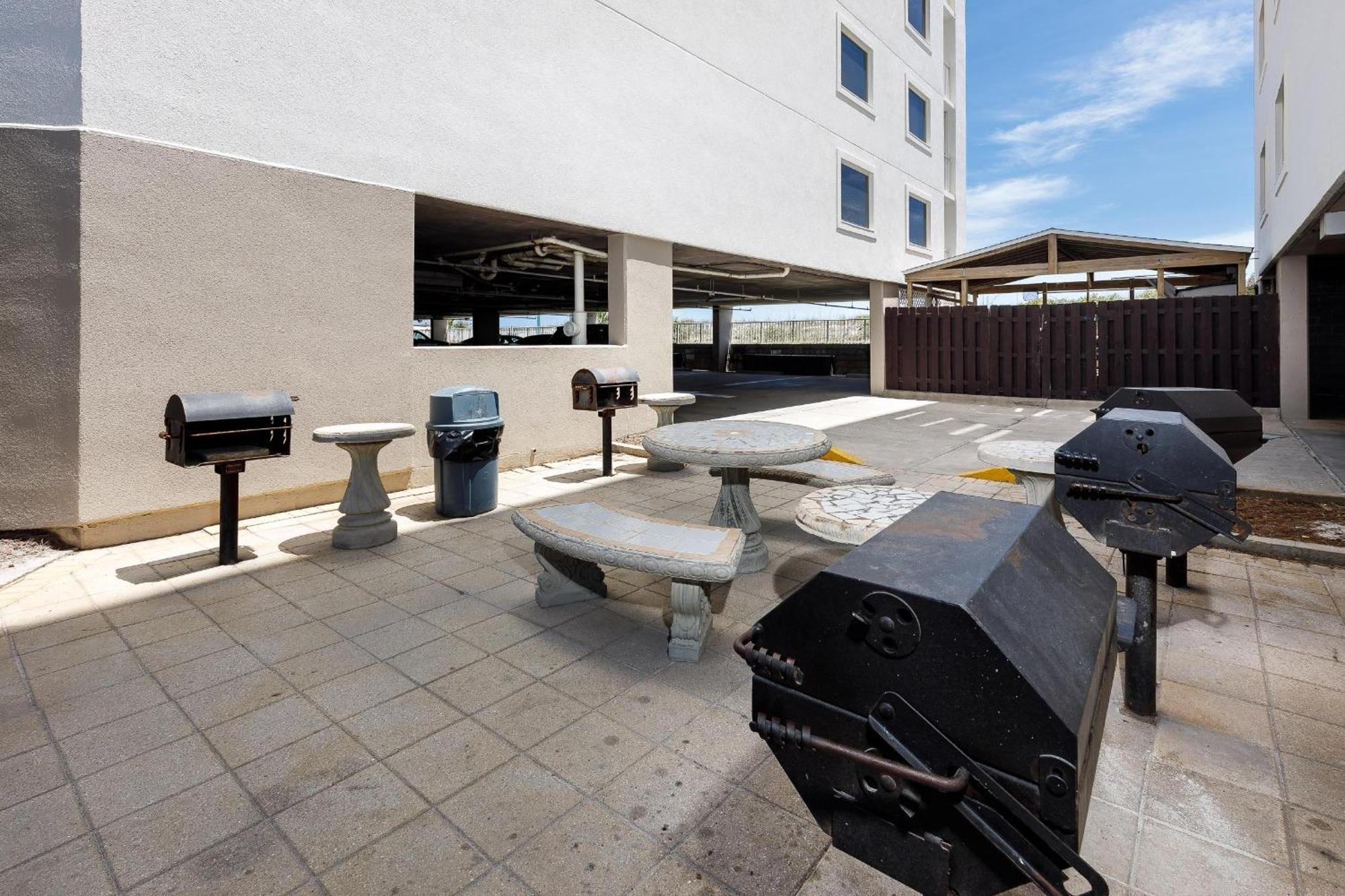 Gulf Dunes 301 Apartment *