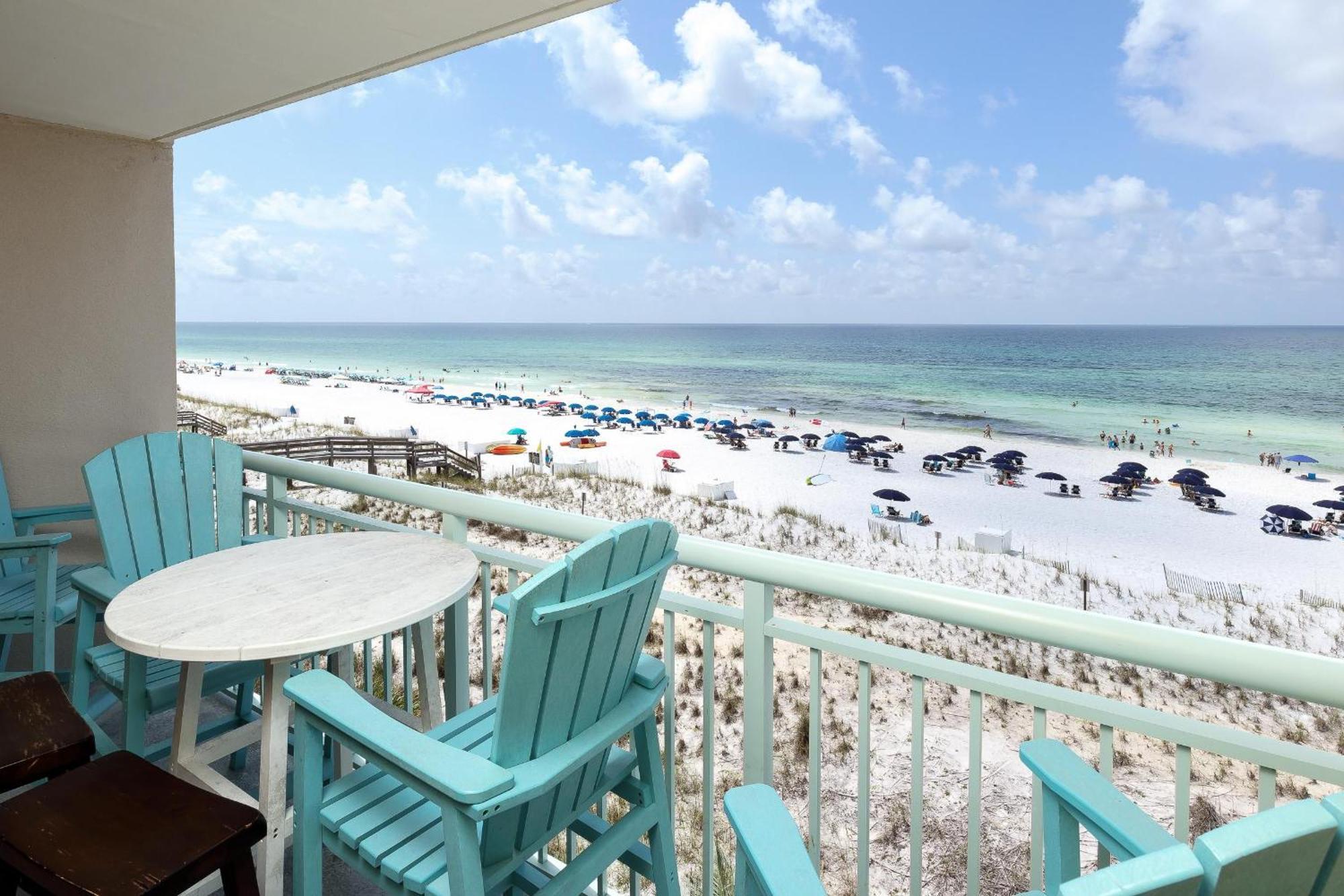 Pelican Isle 410 Apartment