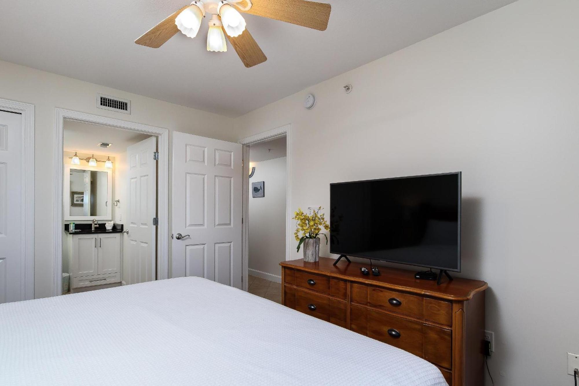 Pelican Isle 214 Apartment Fort Walton Beach
