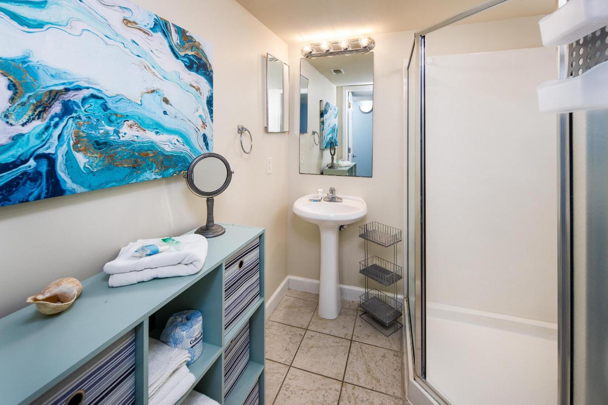 Pelican Isle 107 Apartment