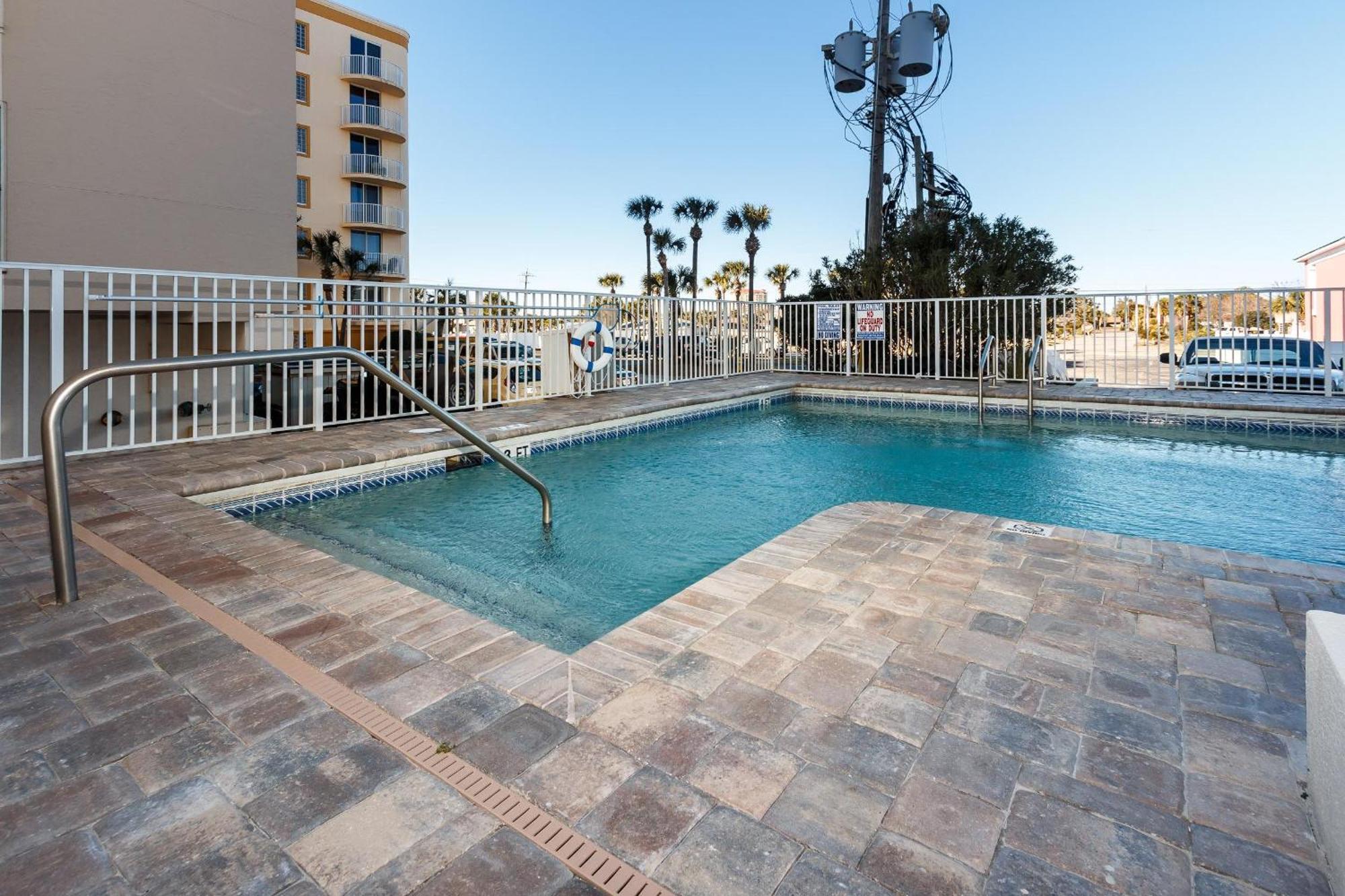 Apartment The Palms 203 *