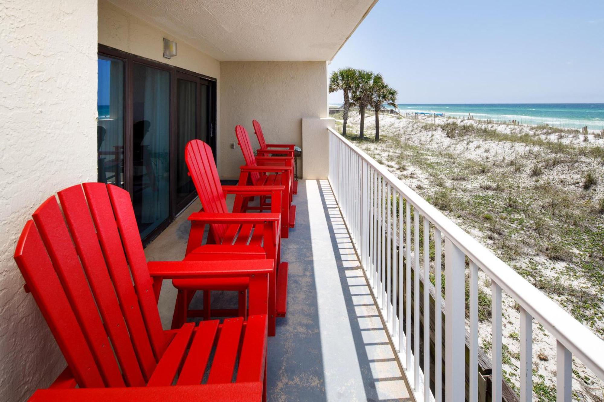 Gulfside 203 - The Sandbar Escape