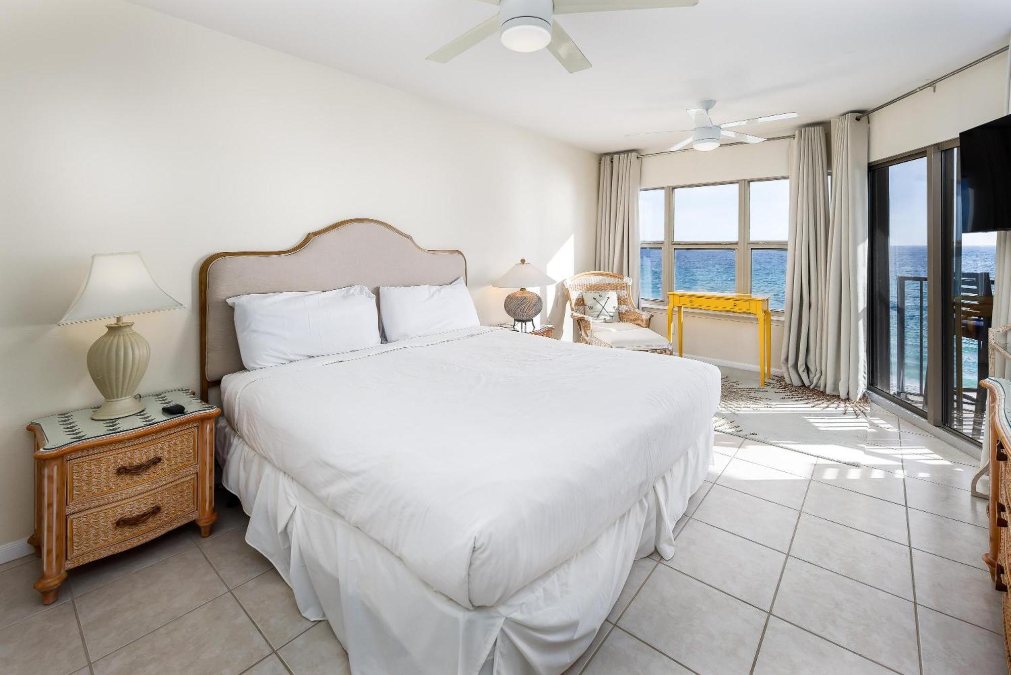 Apartment Emerald Towers West 5006 - Coastal Vibe