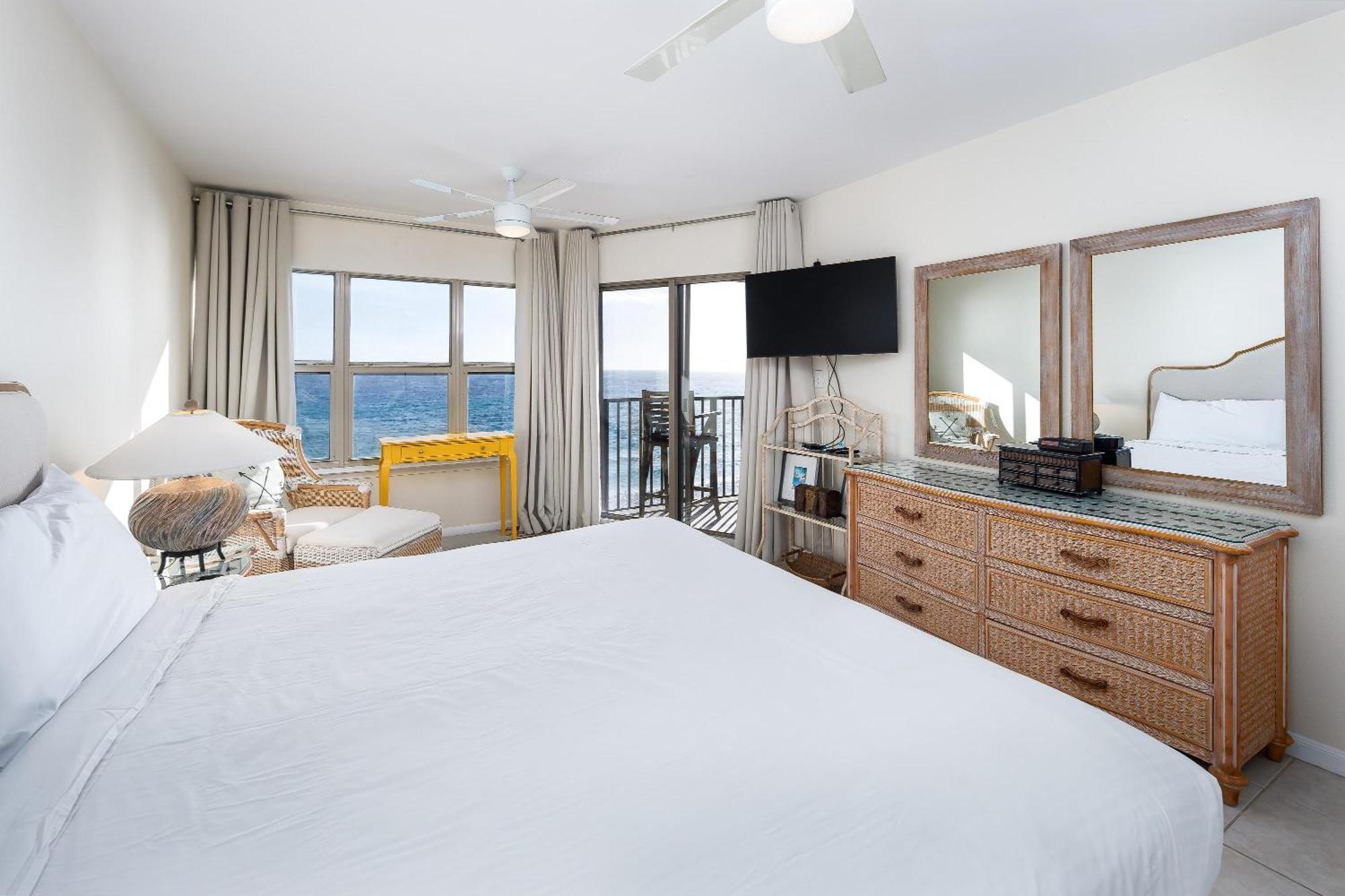 Emerald Towers West 5006 - Coastal Vibe *