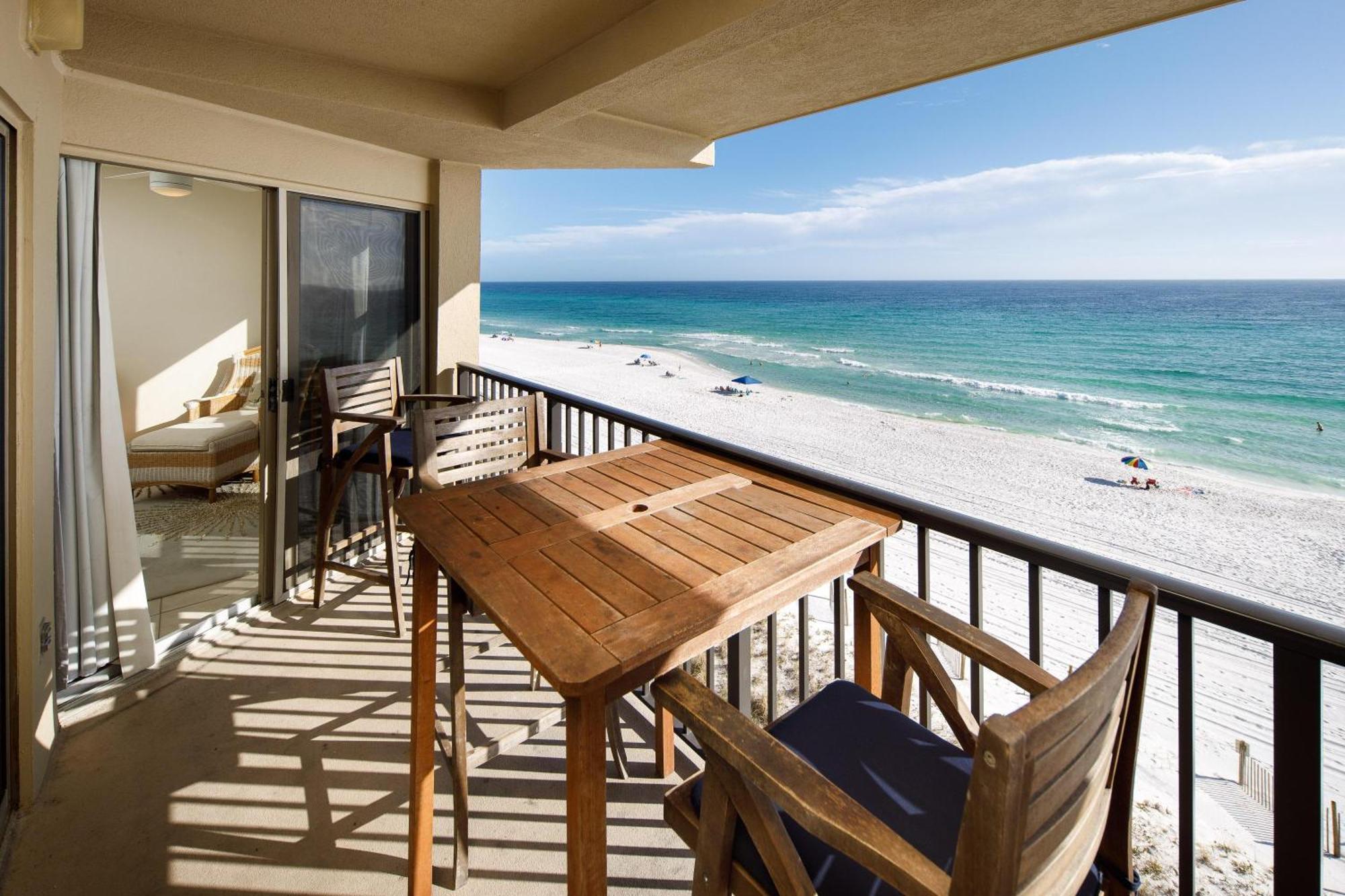 Emerald Towers West 5006 - Coastal Vibe Apartment