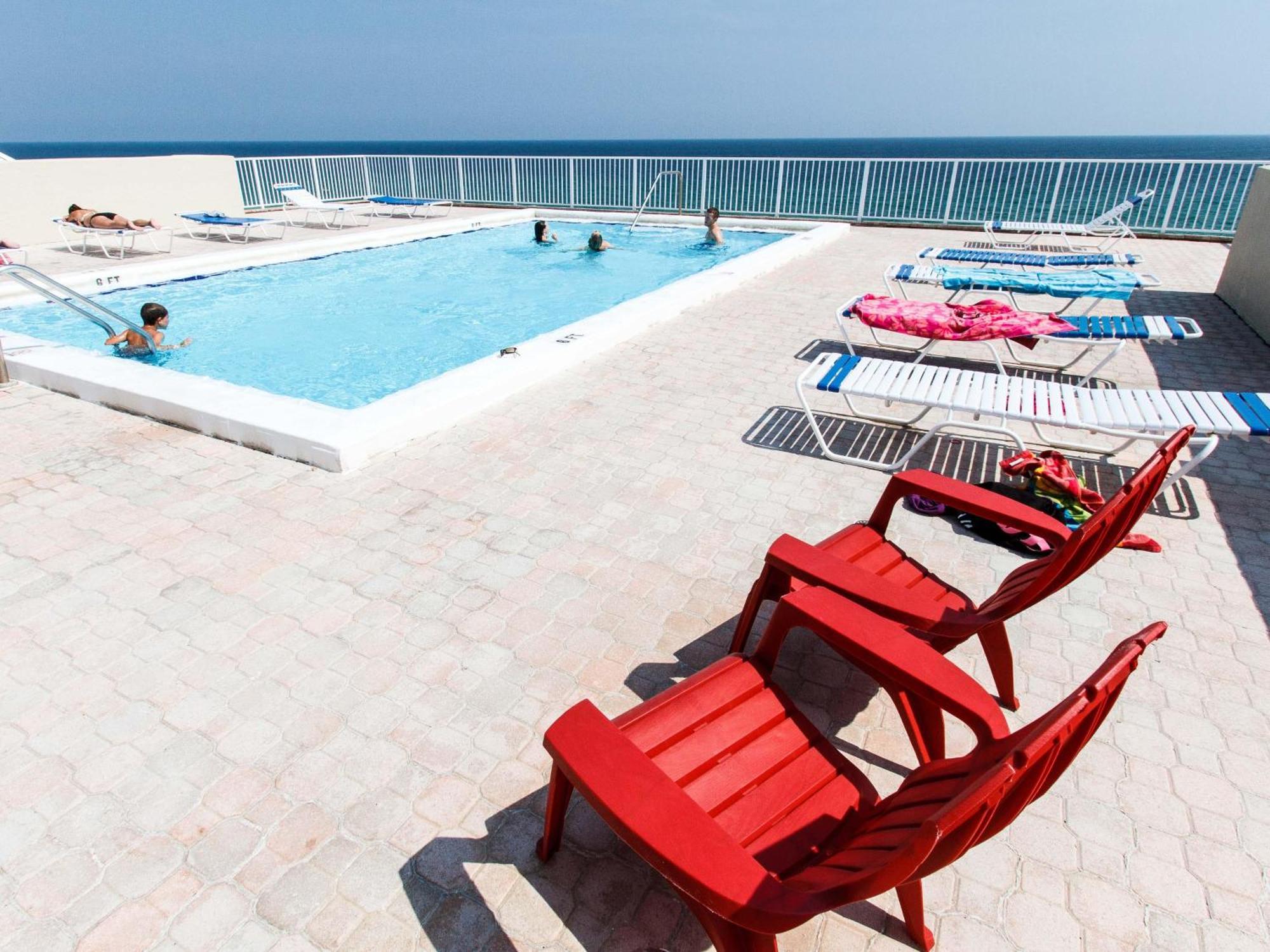 Gulfside 501 Apartment