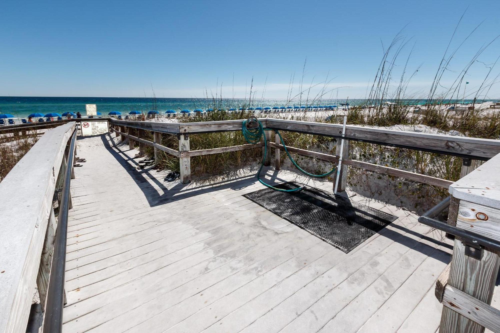 Apartment Azure 418-glorious Gulf-front Views- Luxury 4 Bdrm *