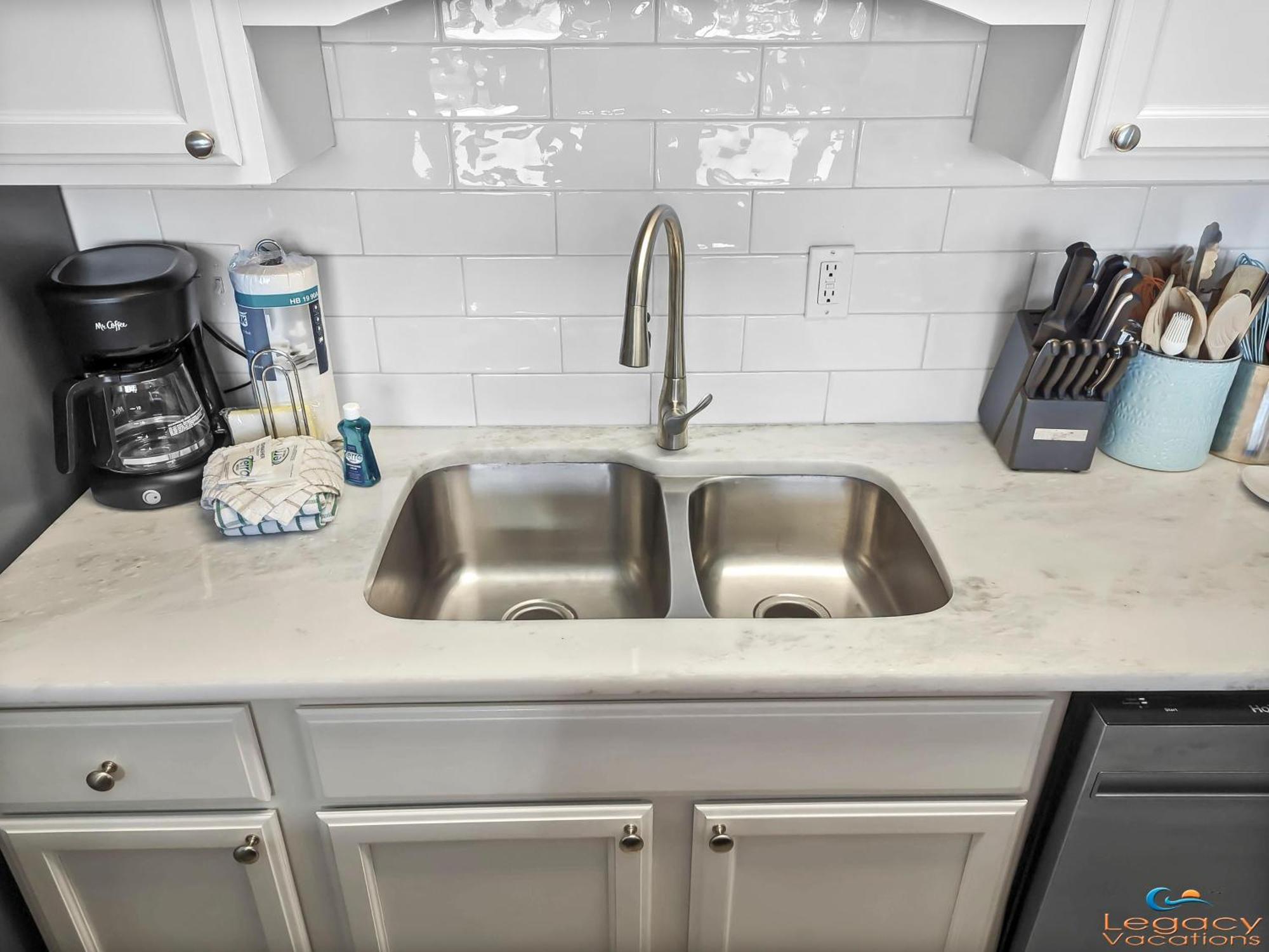 Apartment Is9-cozy Upstairs Beachfront - King Beds Fort Walton Beach