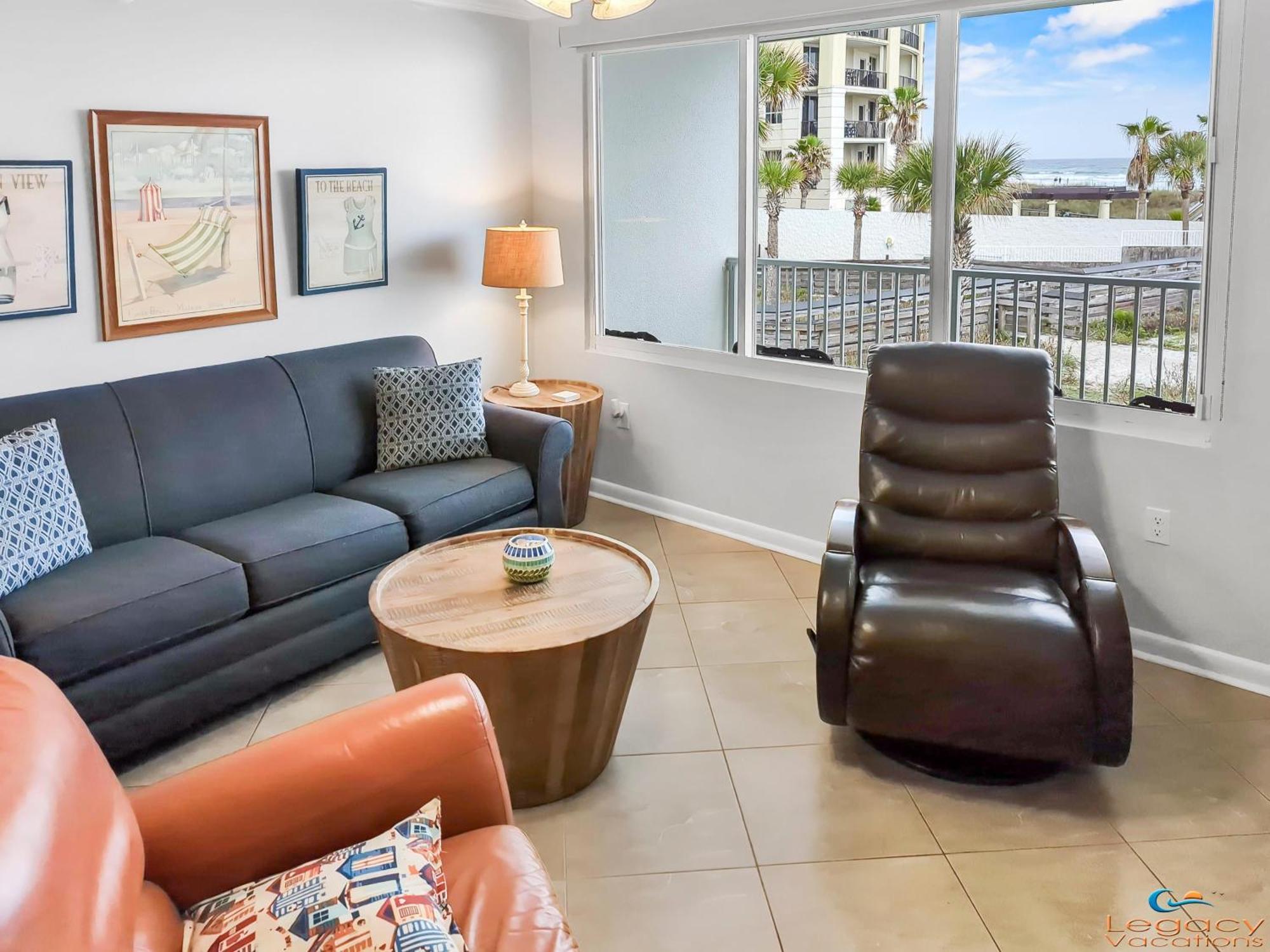 Is9-cozy Upstairs Beachfront - King Beds * Fort Walton Beach