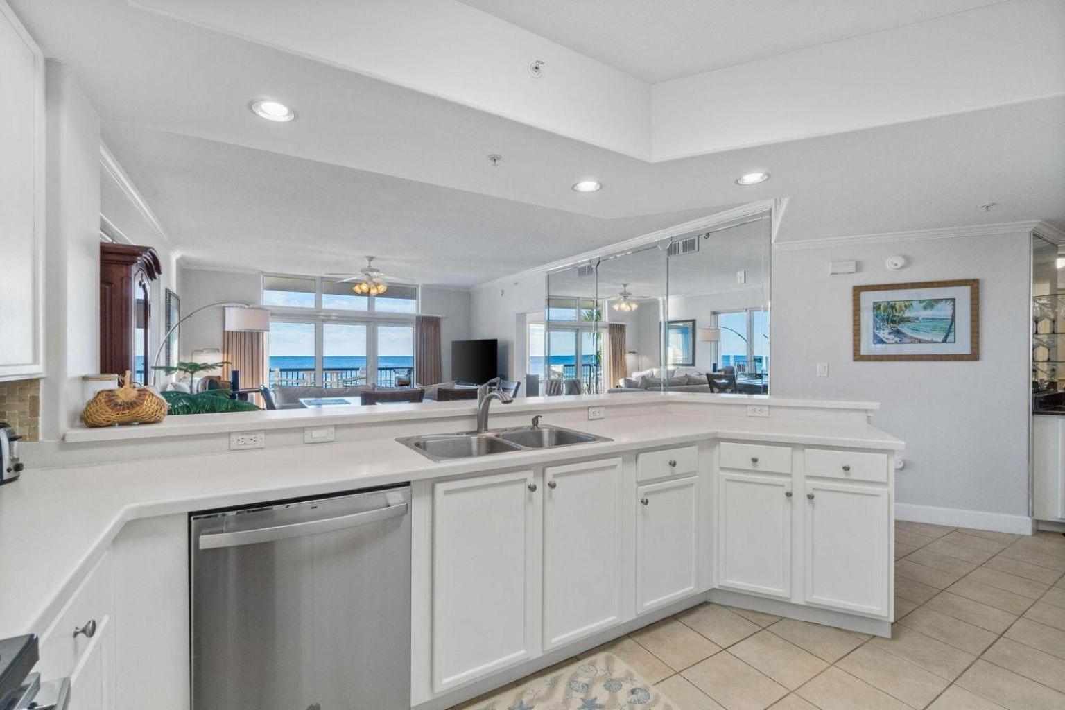 South 102 - Mystic Tides Apartment