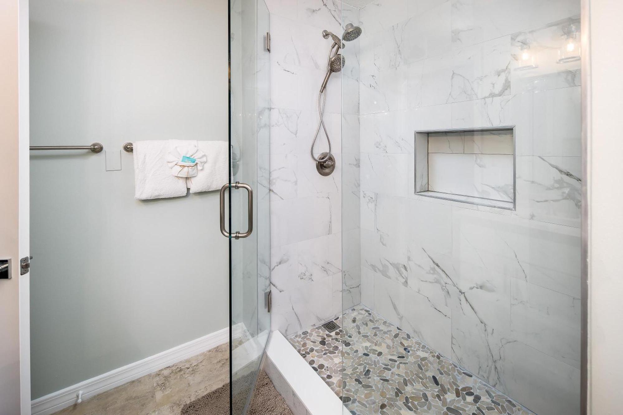 Gulf Dunes 604 - Shoreline Chic *