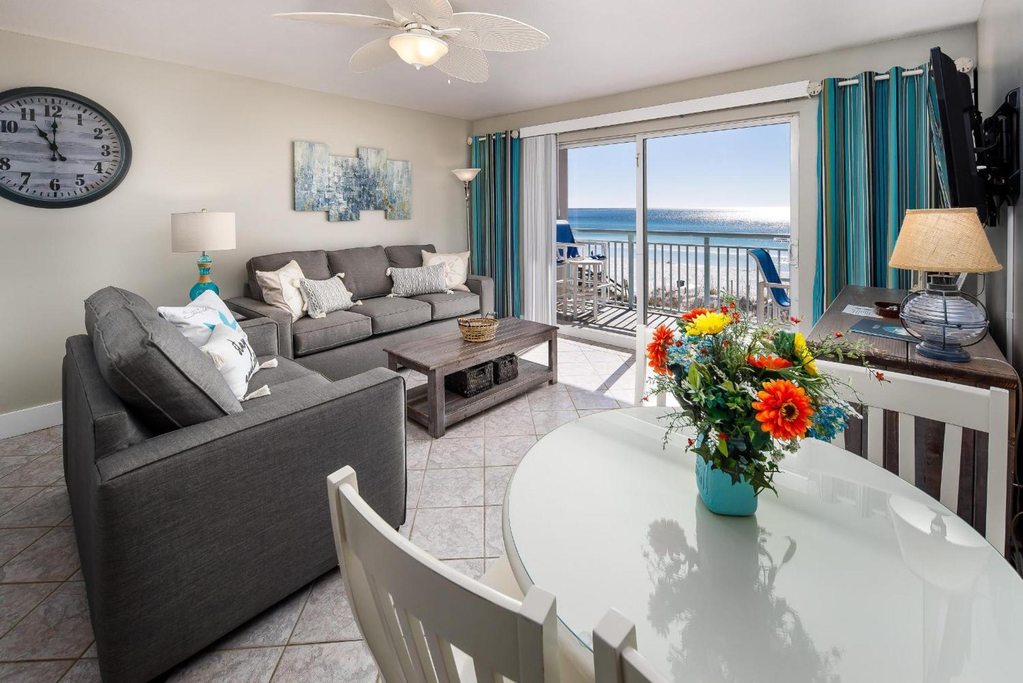 Pelican Isle 306