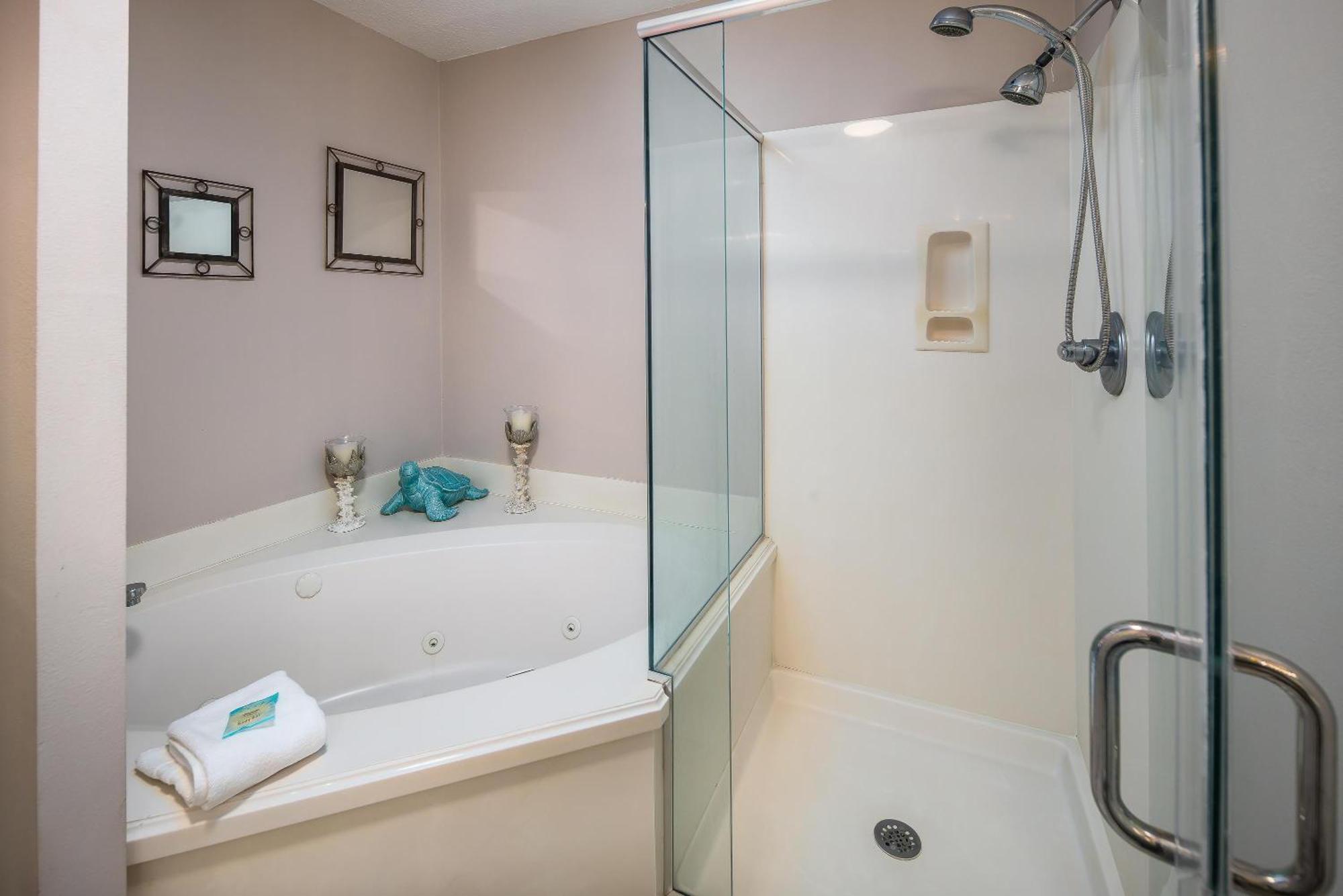 Gulf Dunes 610 - Surfside Sanctuary Apartment
