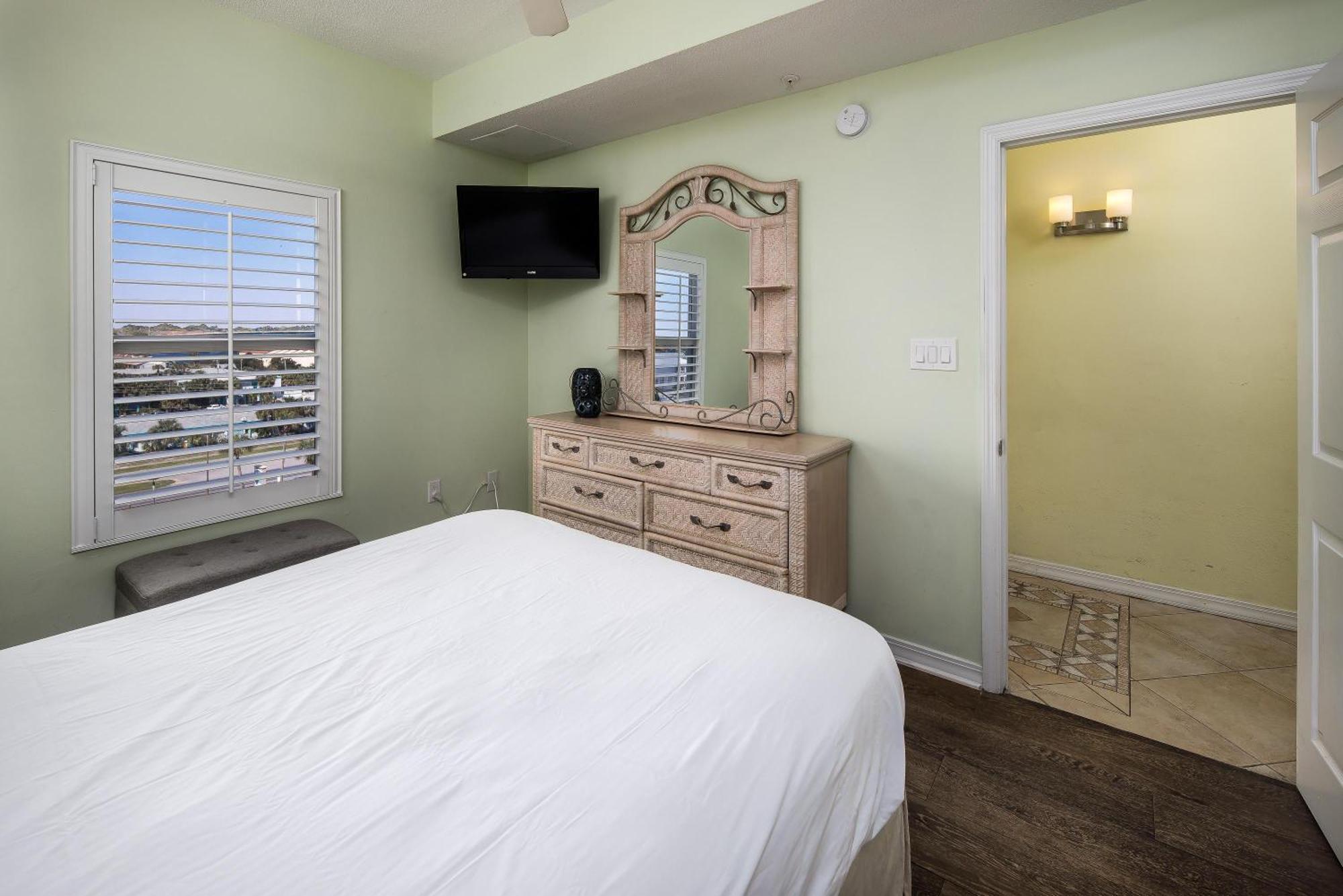 Apartment Gulf Dunes 610 - Surfside Sanctuary Fort Walton Beach