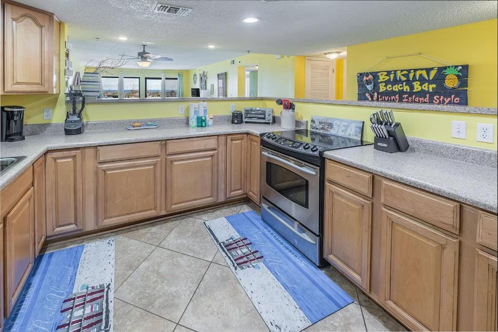 Family Tides-the Ultimate Family Beachfront Condo! Apartment