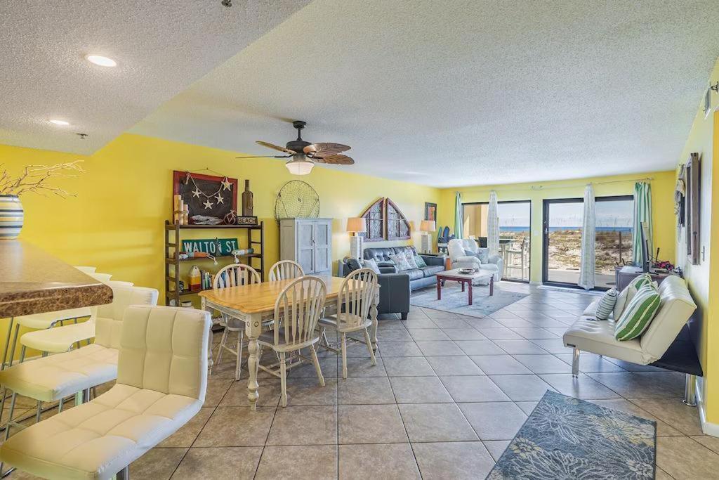 Apartment Family Tides-the Ultimate Family Beachfront Condo! *