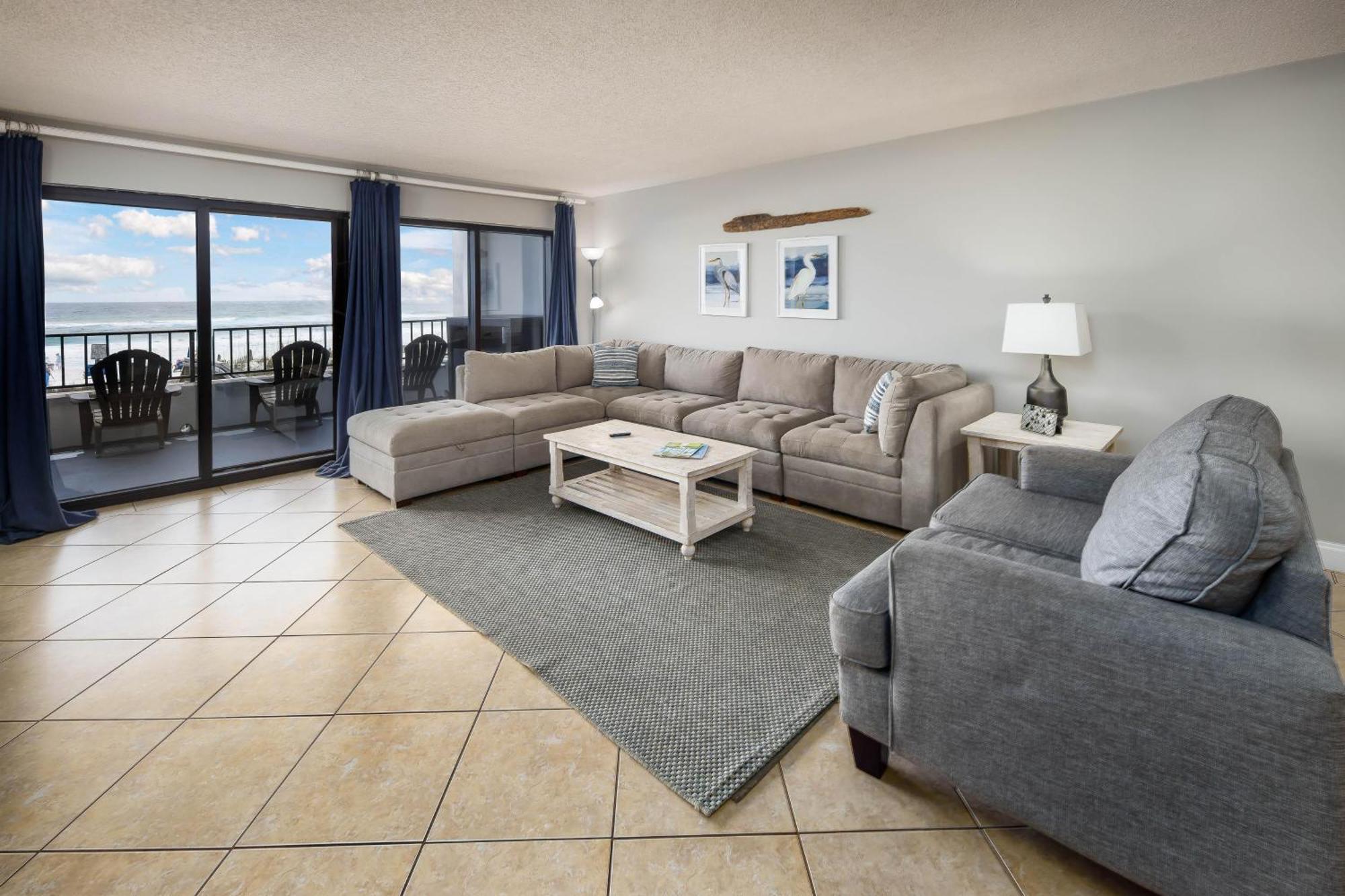 Surf Dweller 206 - Crescent Cove Apartment *