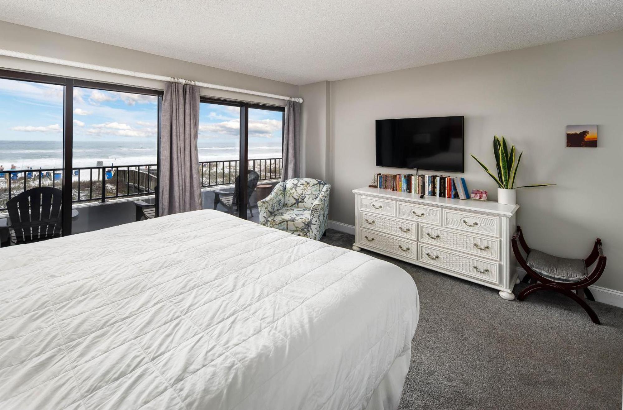 Surf Dweller 206 - Crescent Cove * Fort Walton Beach