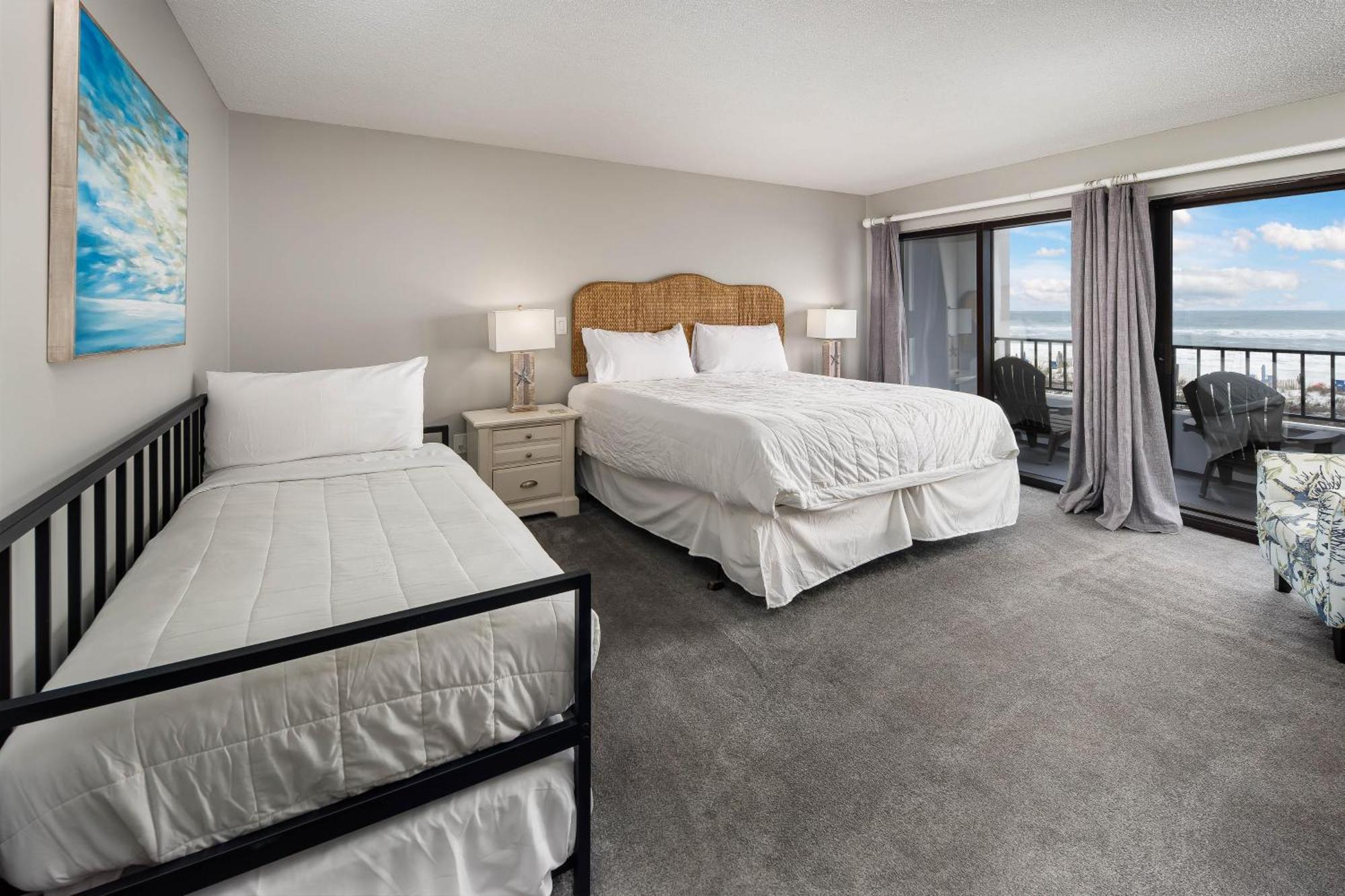 Surf Dweller 206 - Crescent Cove
