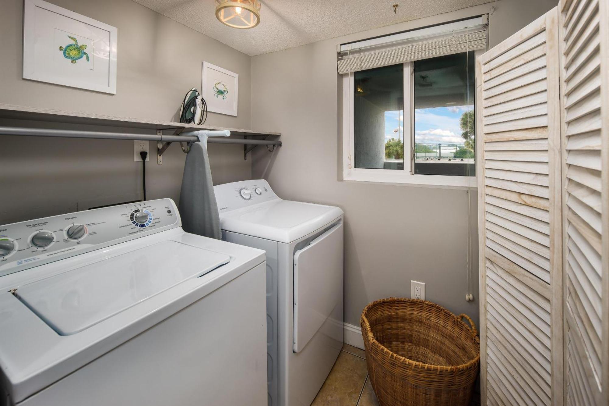 Surf Dweller 206 - Crescent Cove Apartment *
