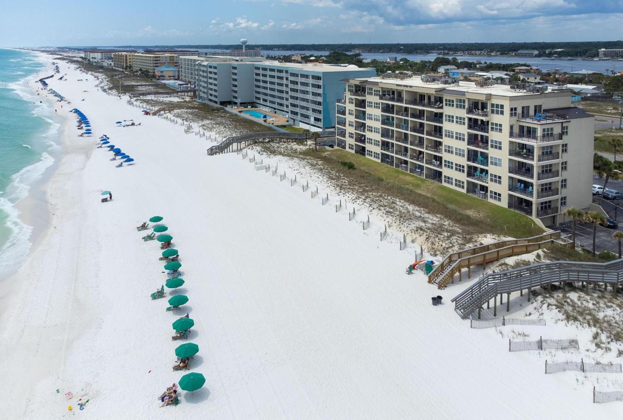 Emerald Towers West 1006 - Breezy Beachcomber
