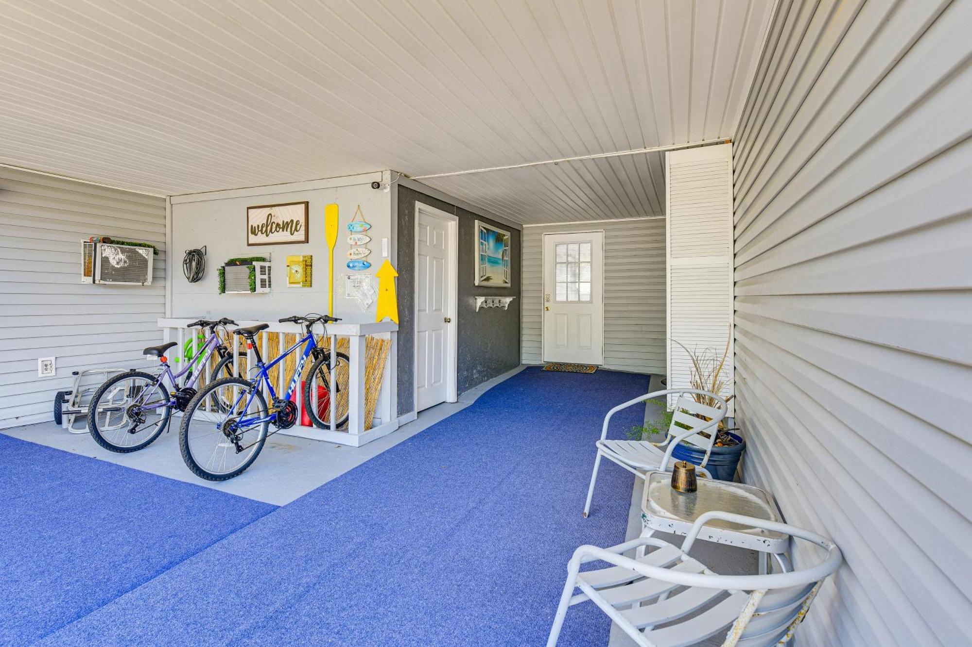 Apartment Walton With Shared Pool And Patio! *