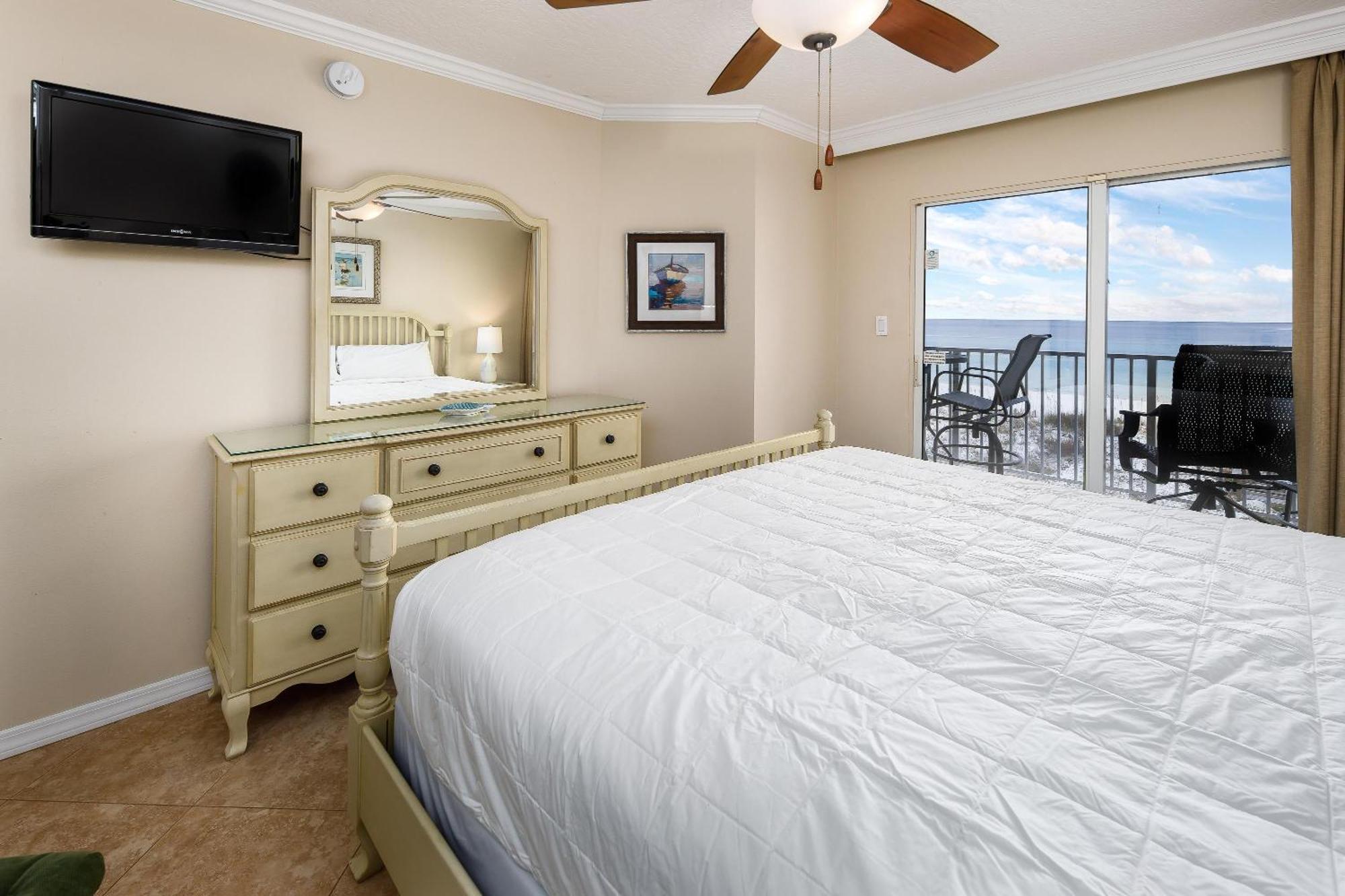 Gulf Dunes 302 *