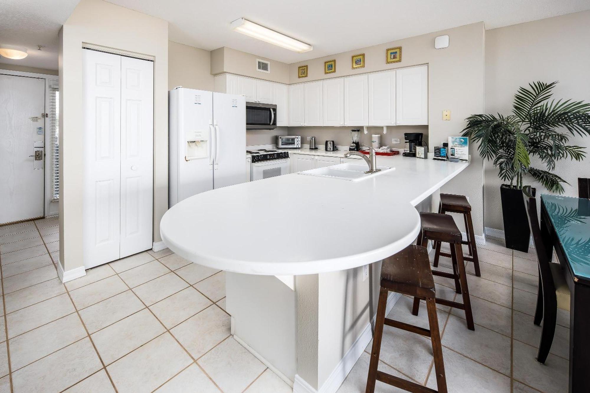 Apartment Island Princess 202 *
