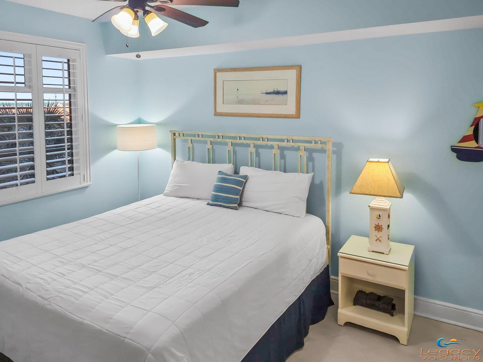 Azure #307 - 3bd Beachfront - King Beds! Apartment