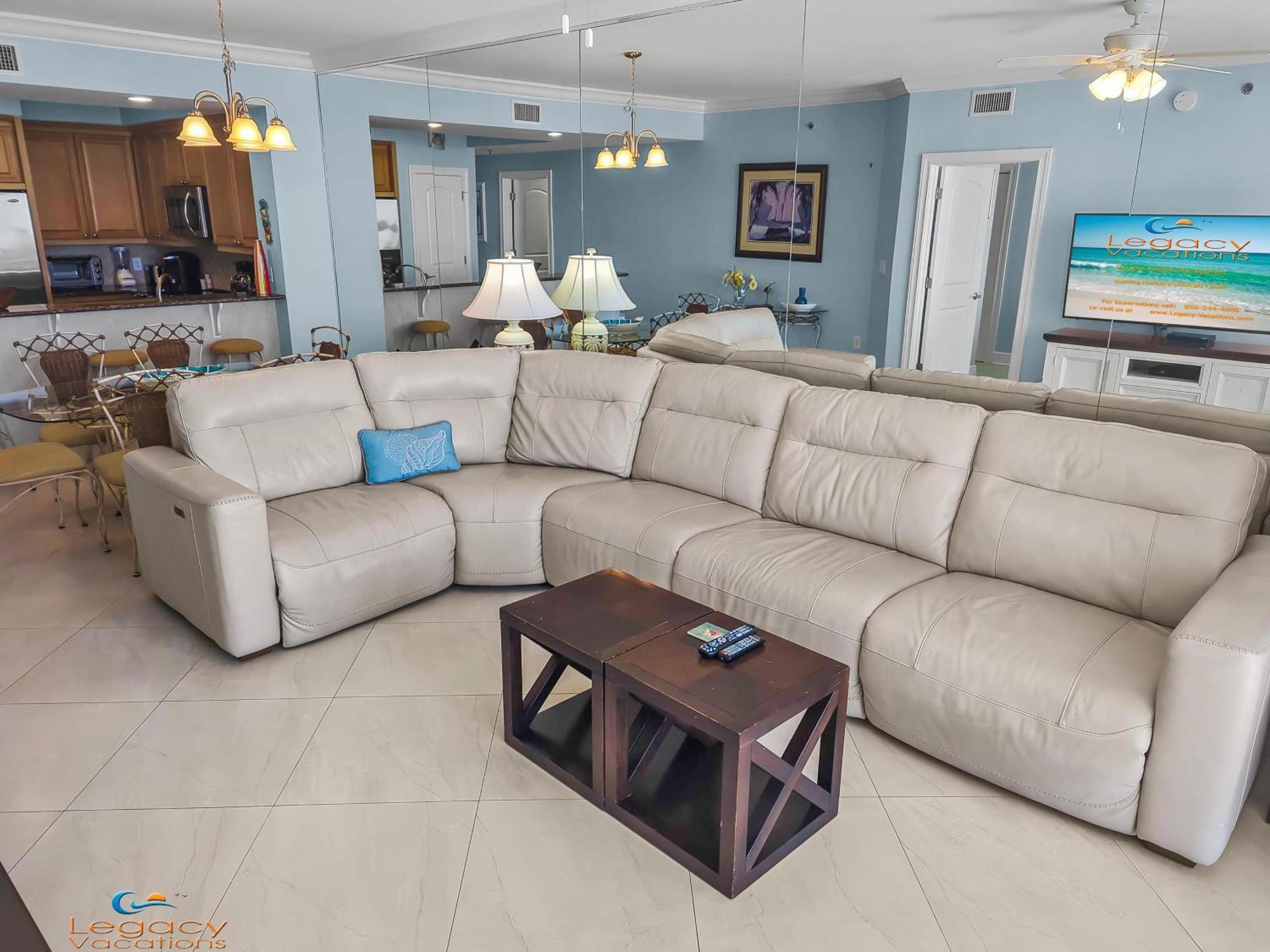 Azure #307 - 3bd Beachfront - King Beds! Apartment