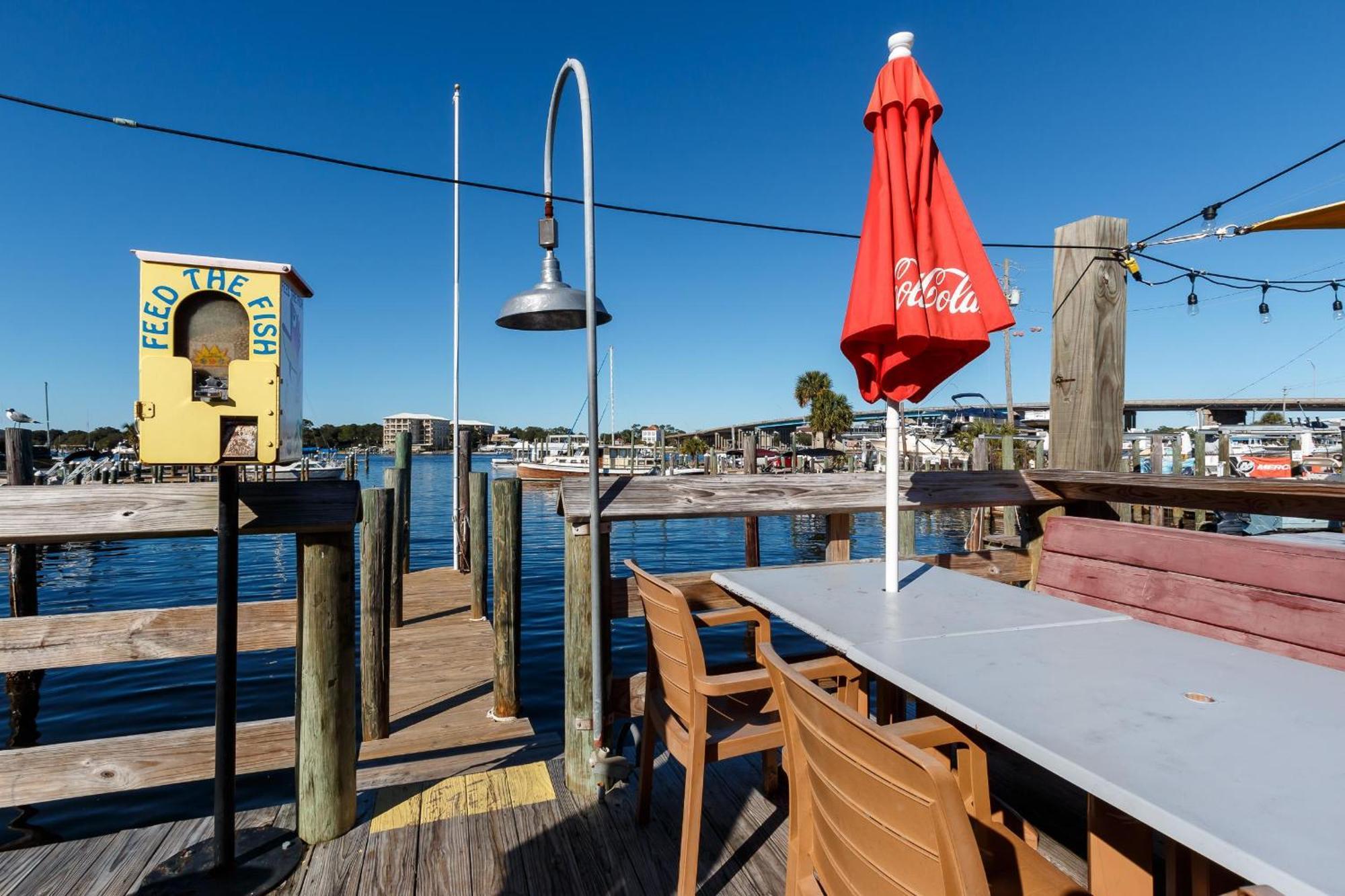 Is7-cozy 2 Bed Beachfront-walk Out To The Beach! Holiday home Fort Walton Beach