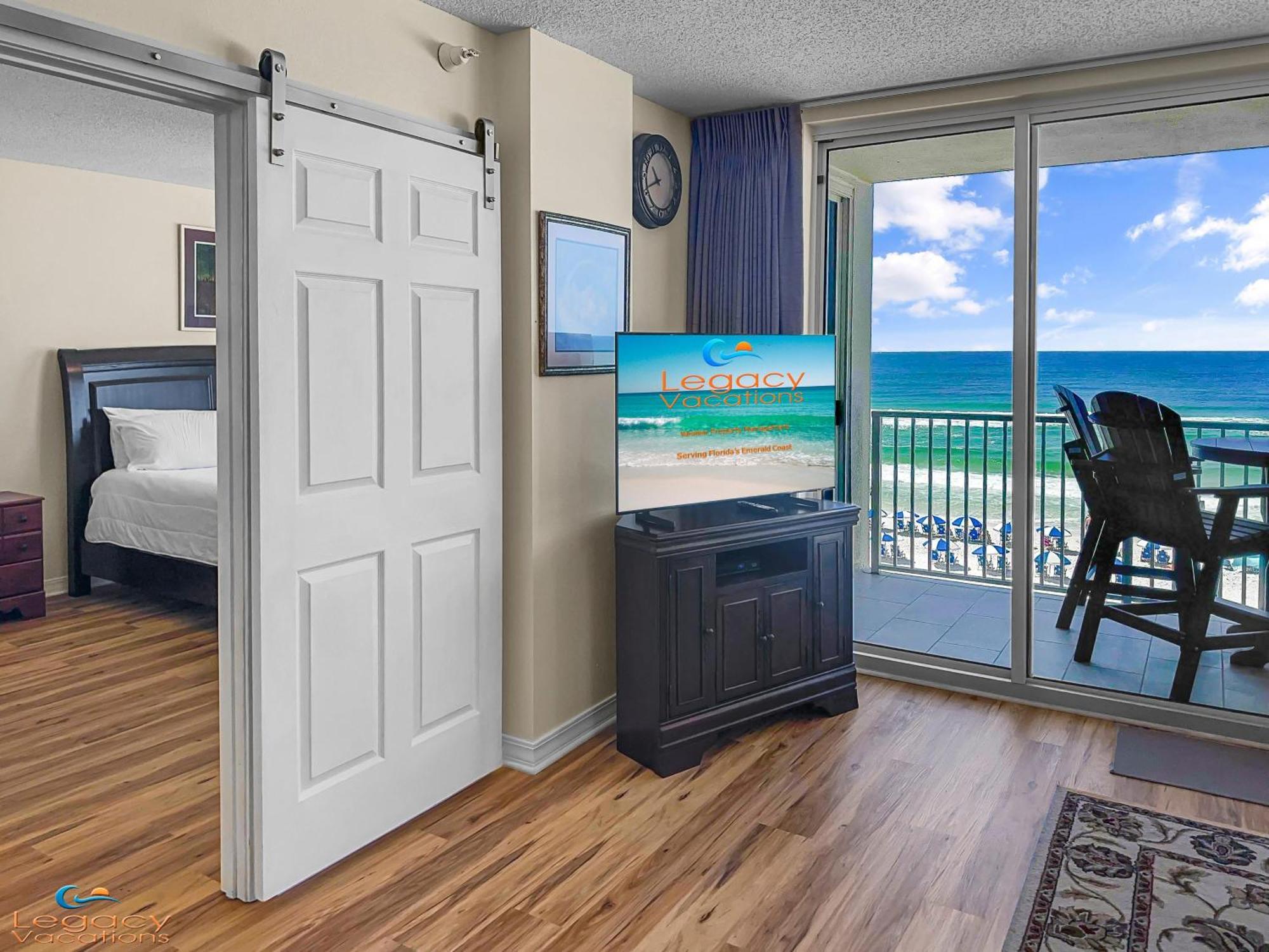 3 Bedroom Beachfront - Popular Dates Available!