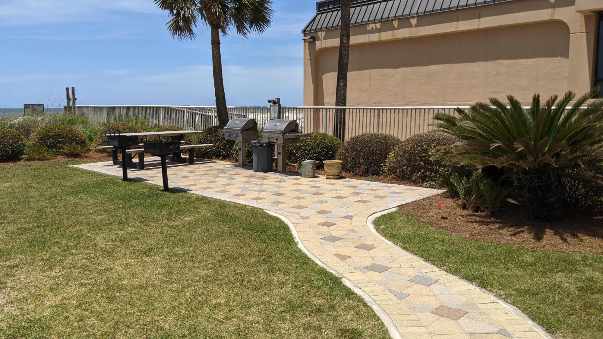 Smp 307 - Beachfront - Flexible Dates! Apartment