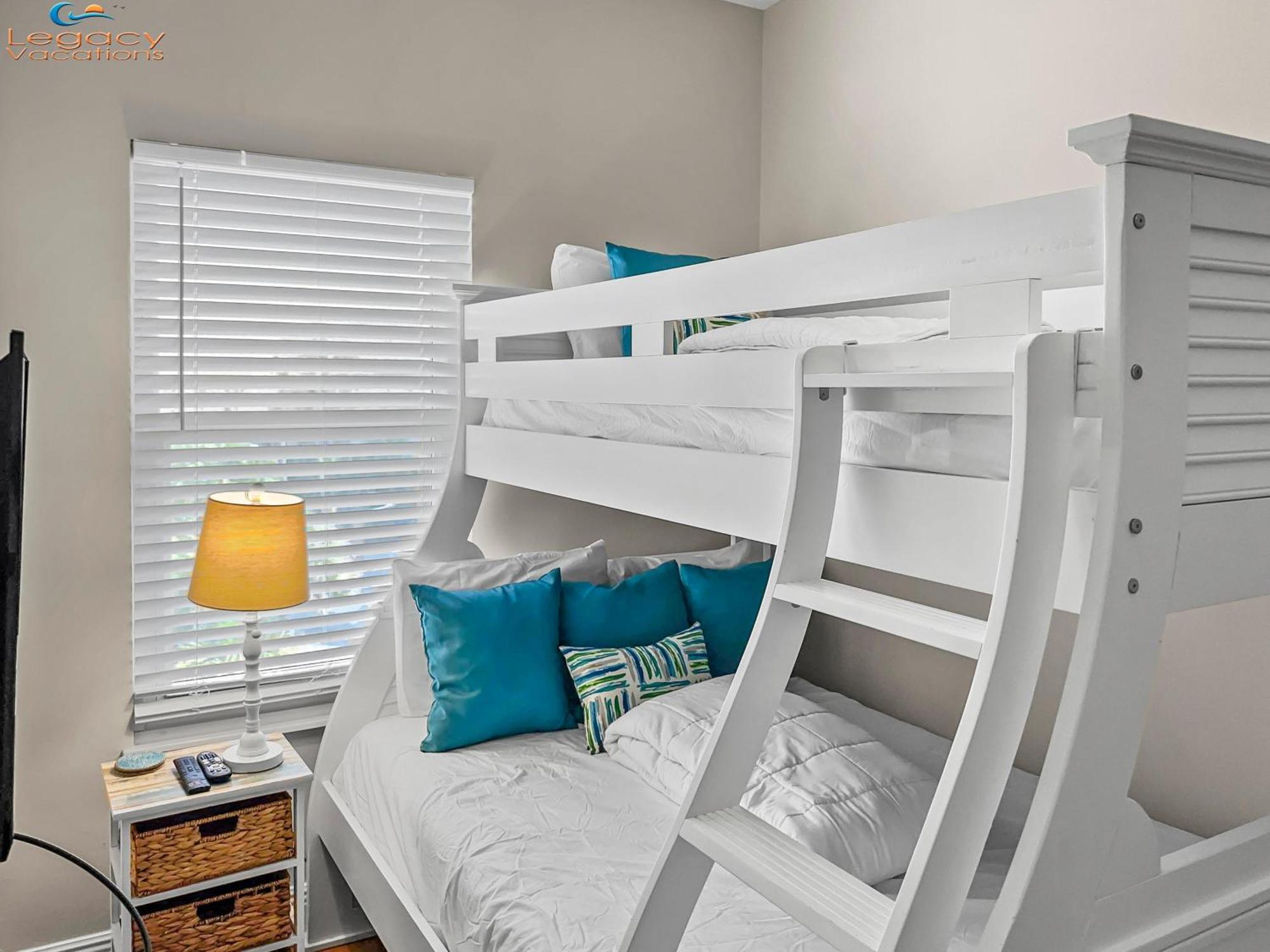 Apartment Smp 401-beachfront- Comfortable Balcony Furniture! *