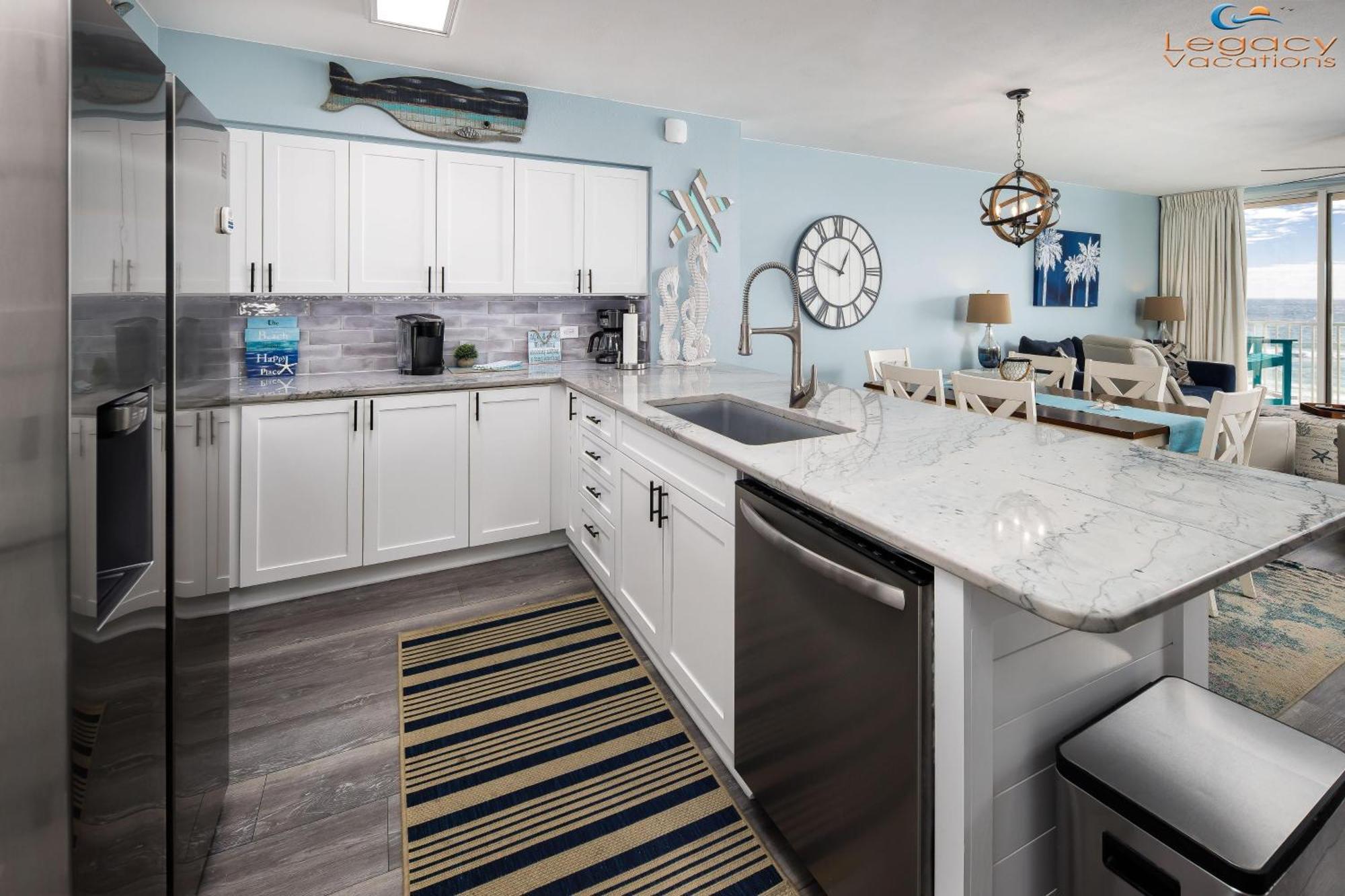 Ip510-beautifully 3bd Beachfront-beach Service Apartment