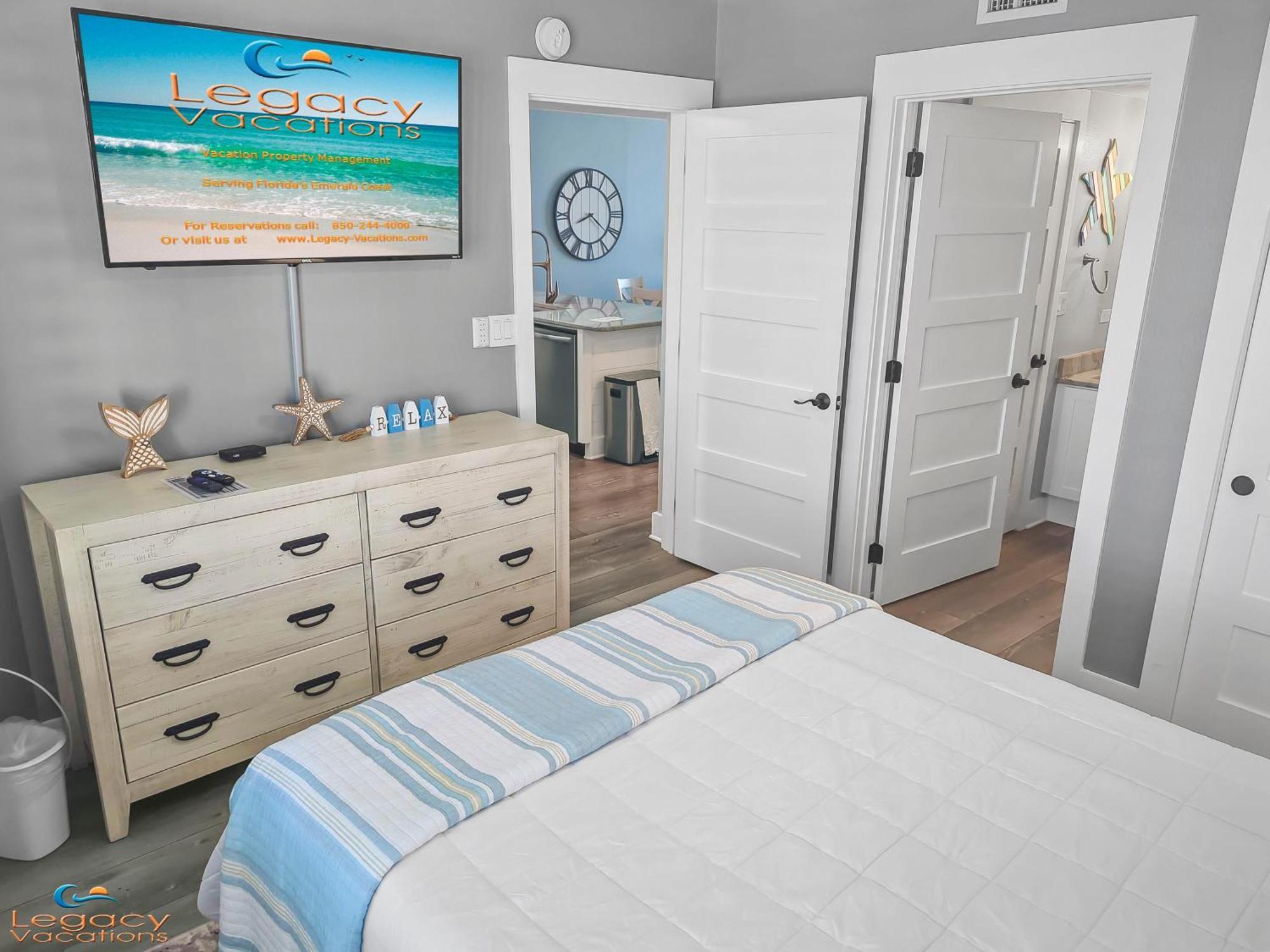 Ip510-beautifully 3bd Beachfront-beach Service *