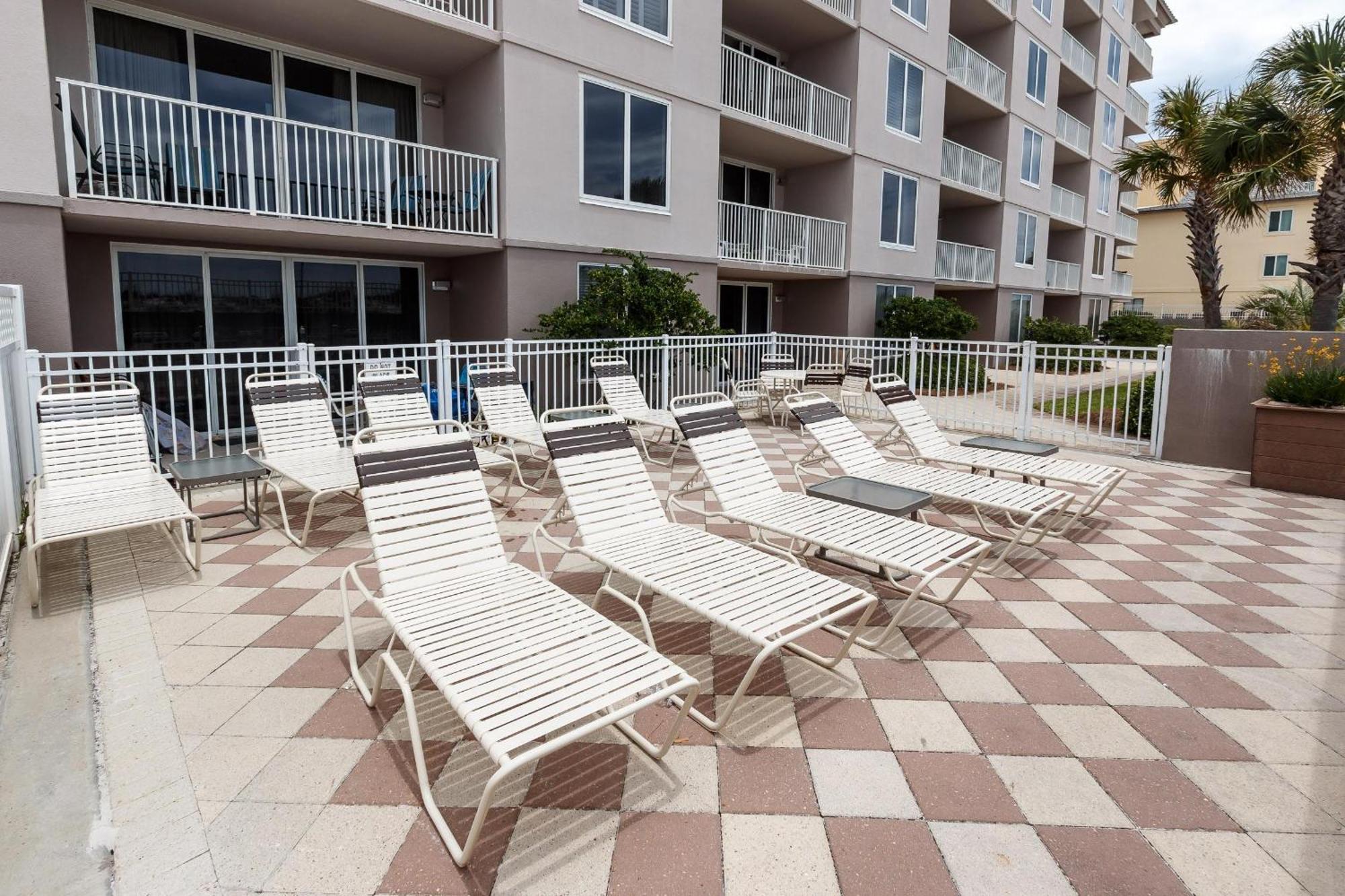 Ip510-beautifully 3bd Beachfront-beach Service *